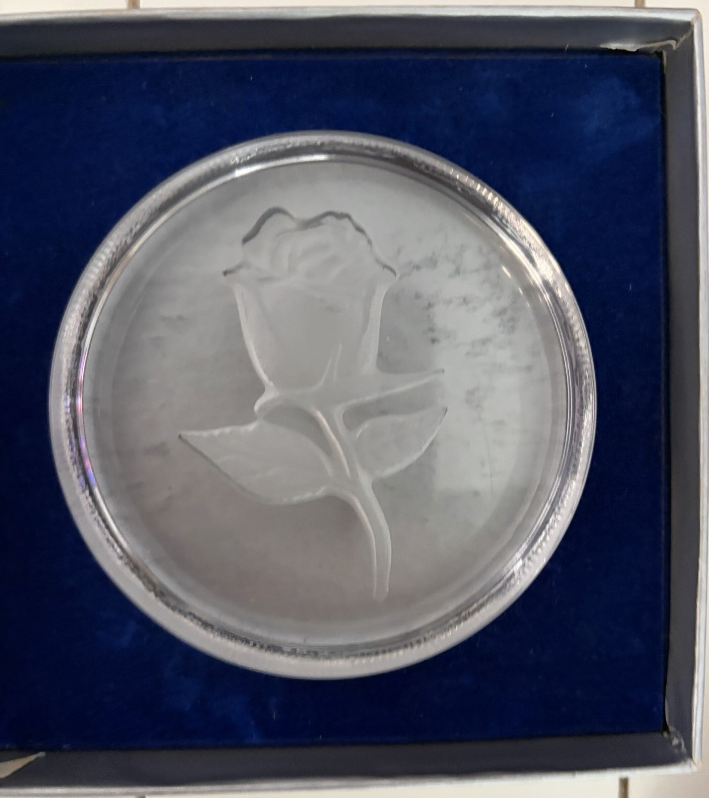 Vintage Lenox Imperial Rose Collectors Hand Crafted Glass Paper Weight G2-331