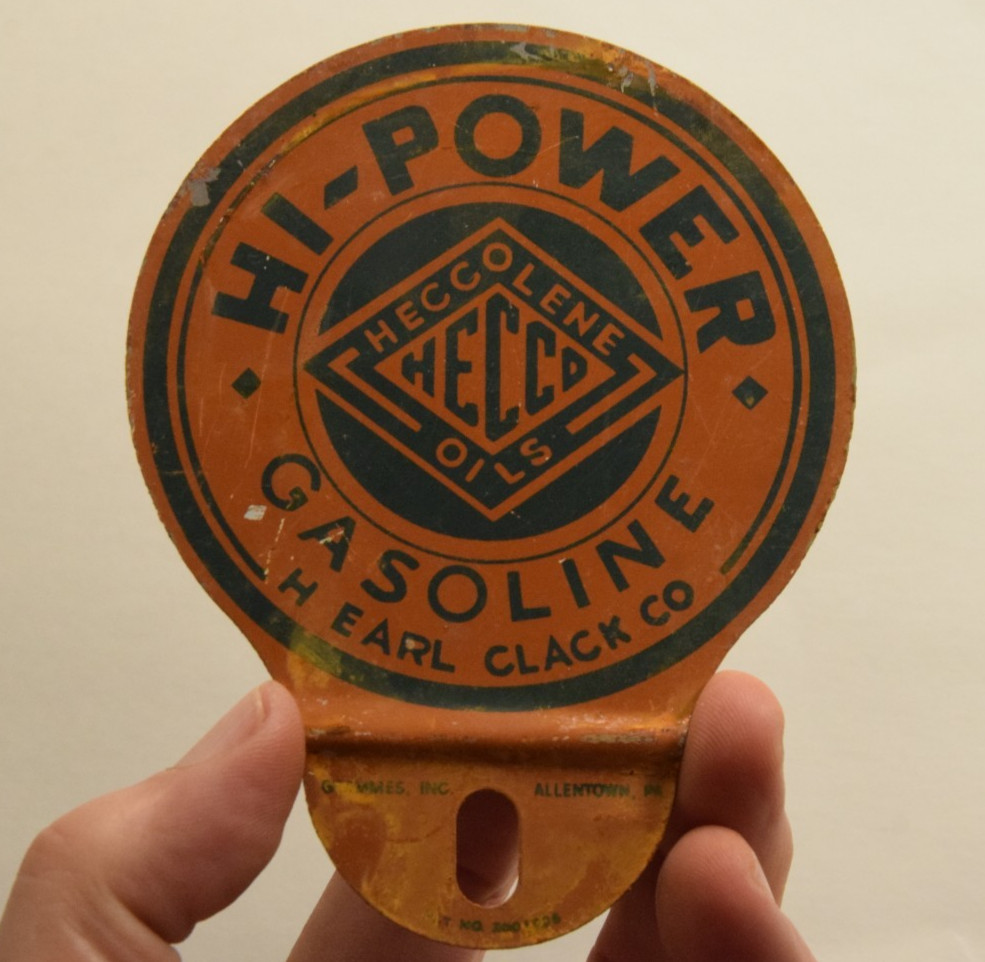 HECCOLENE HECCO GASOLINE OILS STAMPED PAINTED METAL TOPPER SIGN VINTAGE 1950s