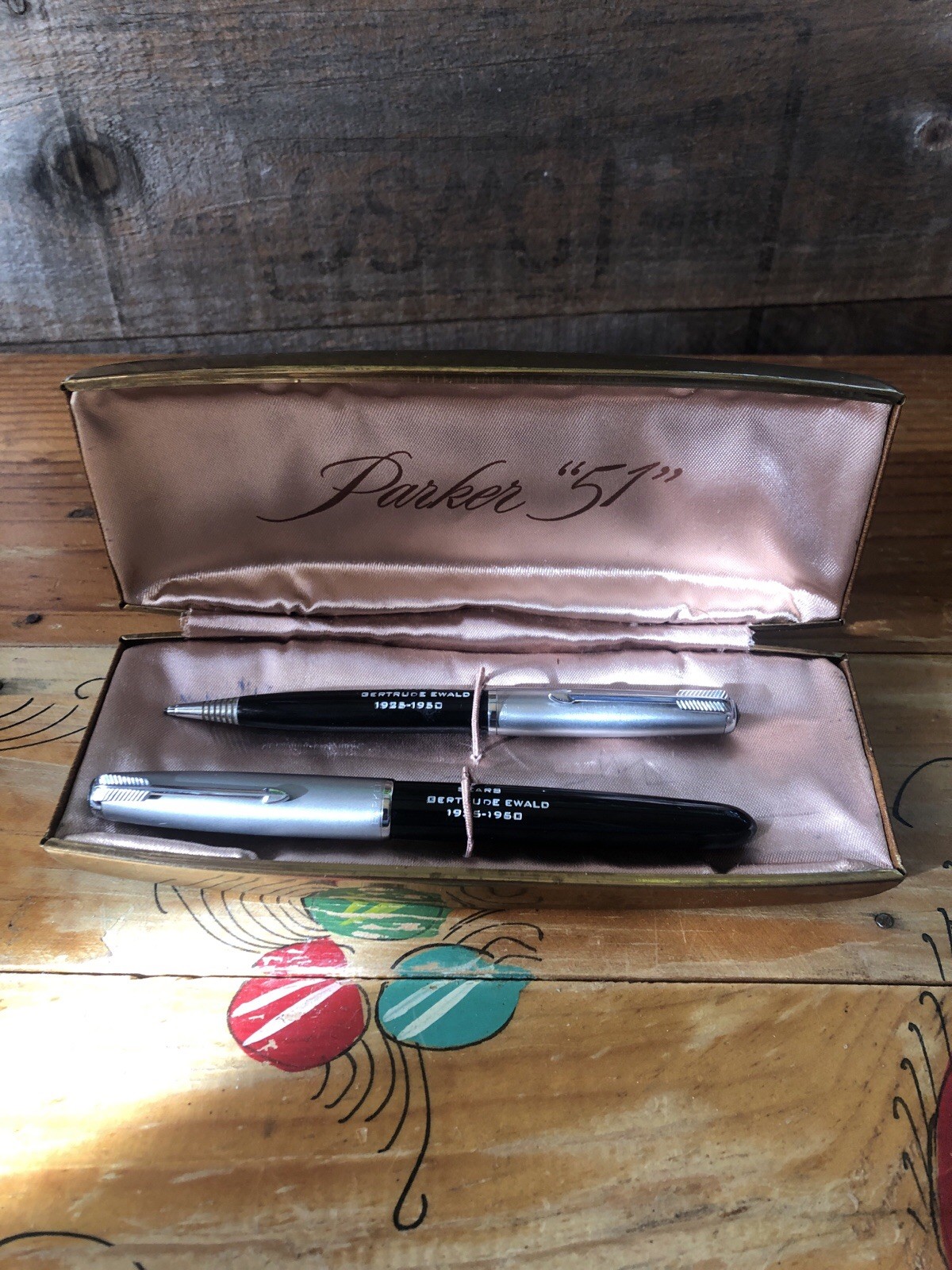 Vintage Parker 51 Fountain Pen & Mechanical Pencil Set in Original Case 40s-50s Vintage Parker 51 Fountain Pen & Mechanical Pencil Set in Original Case 40s-50s