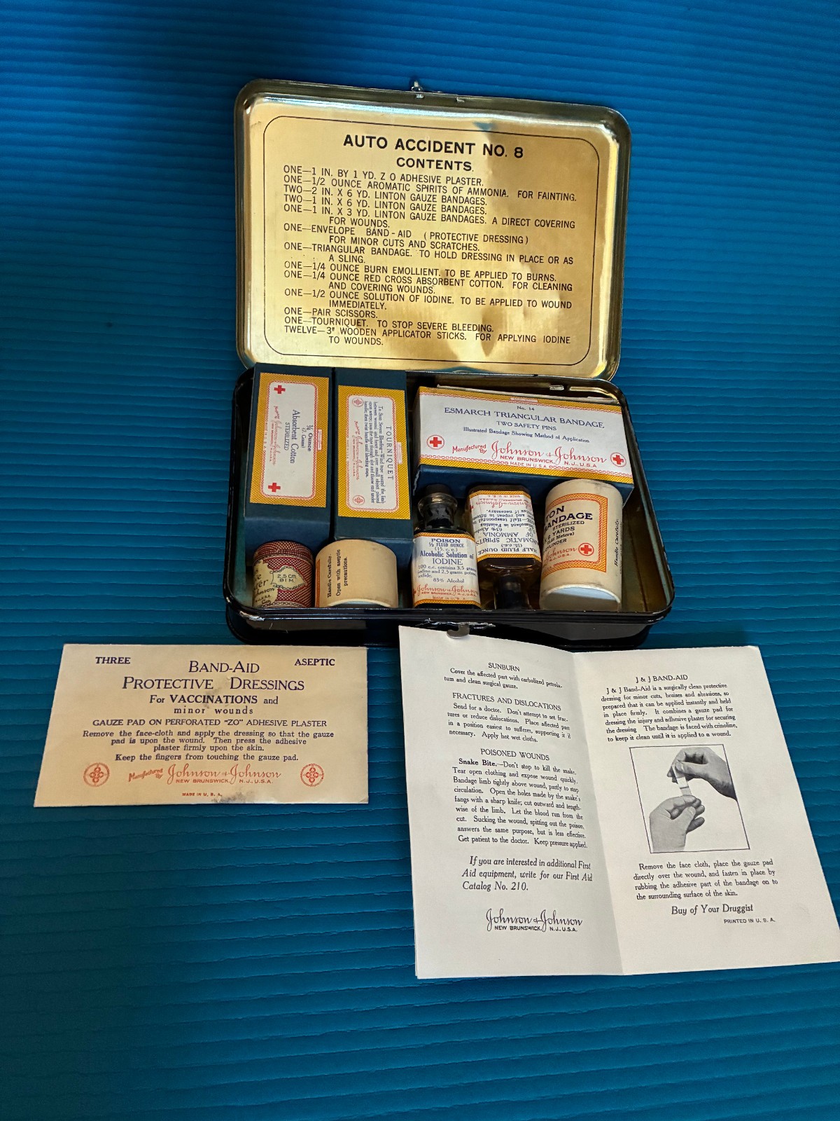 1920s Johnson & Johnson No. 8 Auto Accident Kit Complete Contents