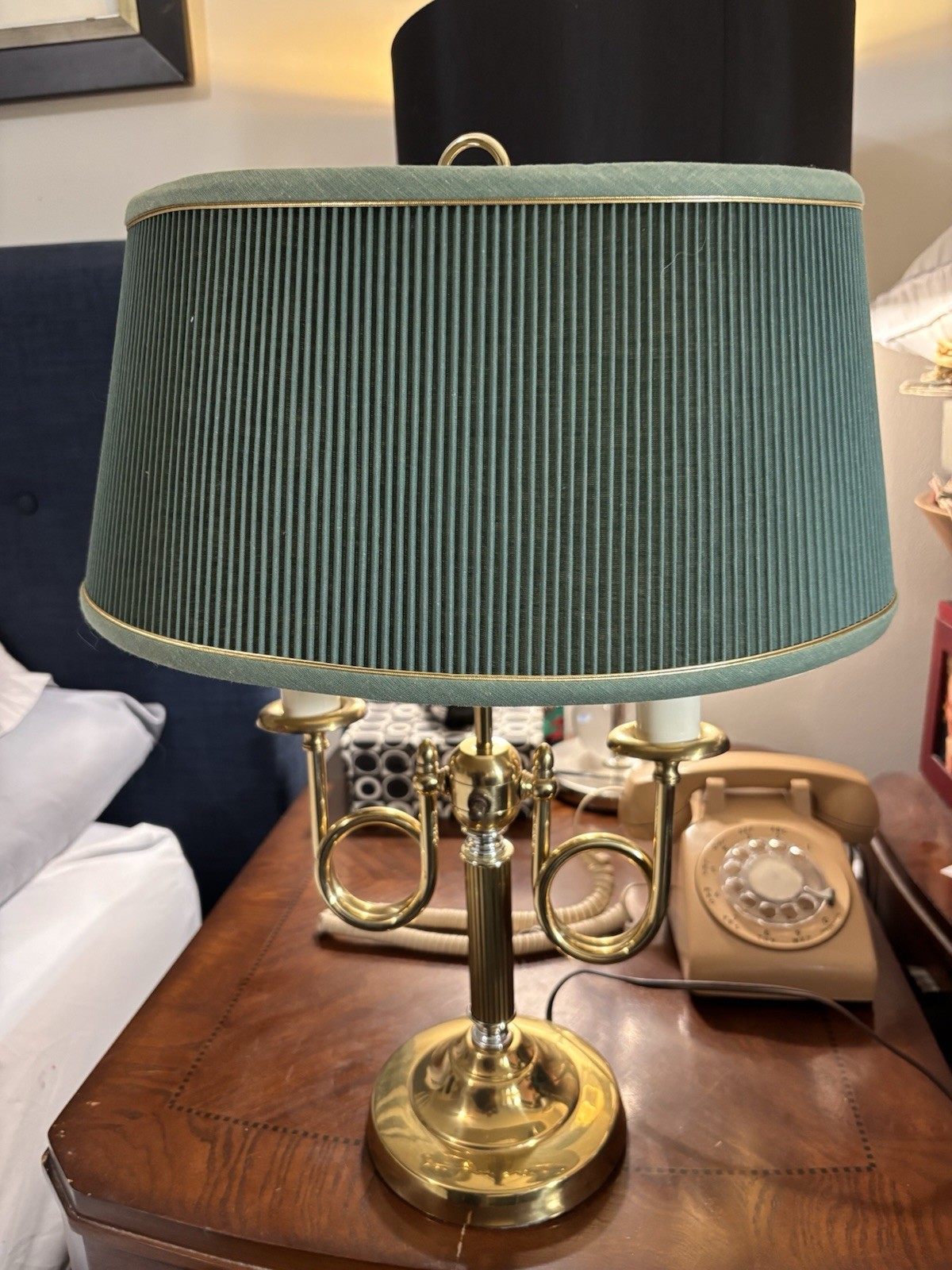 VINTAGE UNDERWRITERS LABORATORIES BOUILLOTTE 2 ARM FRENCH HORN LAMP 21\ VINTAGE UNDERWRITERS LABORATORIES BOUILLOTTE 2 ARM FRENCH HORN LAMP 21\