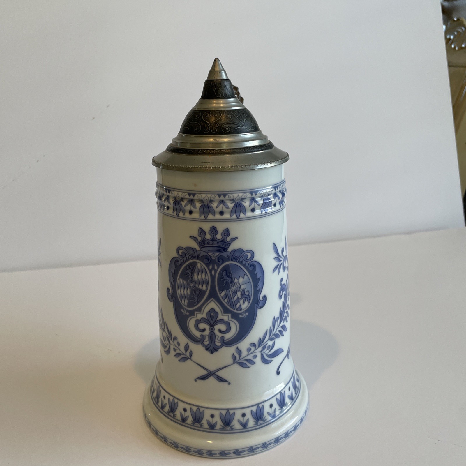 Kuhr-Kruge Sandizell Vintage Lidded Beer Stein D Greif #2771050 German Beer Mug
