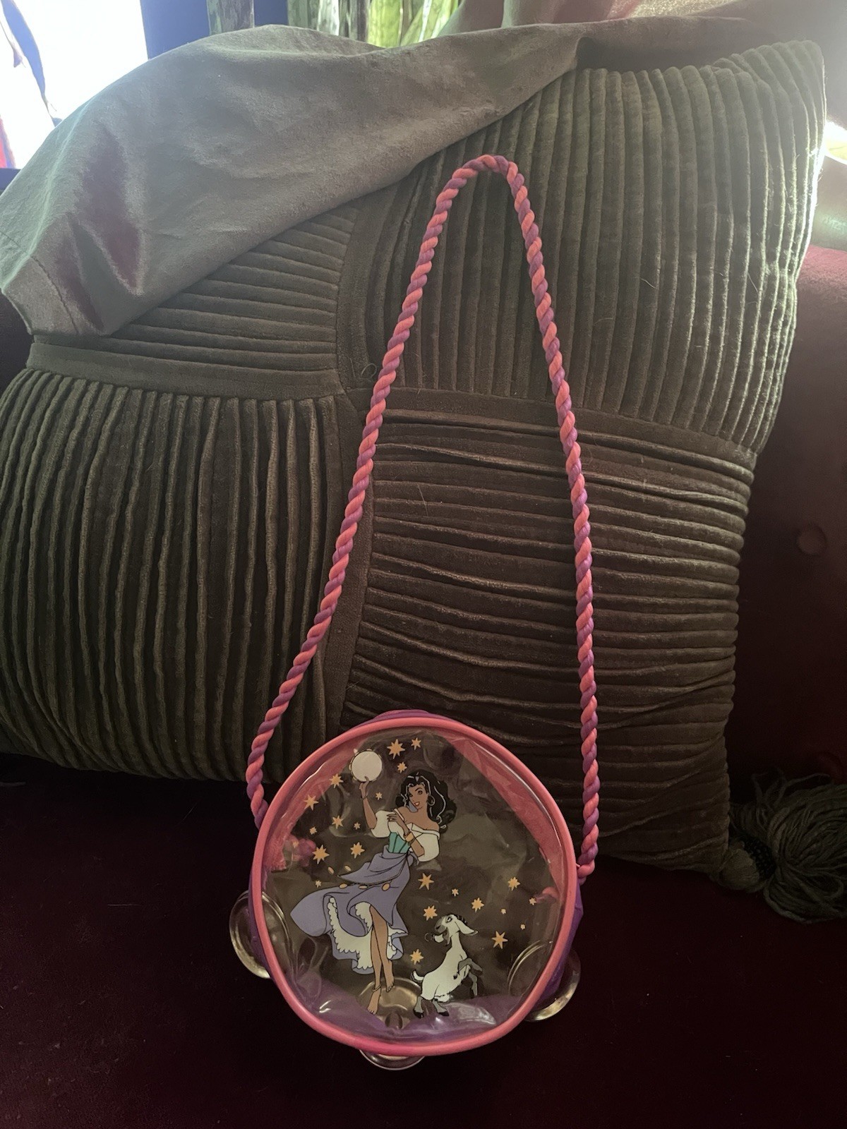 VTG 1990’s HUNCHBACK OF NOTRE DAME TAMBOURINE PURSE ESMERALDA DISNEY