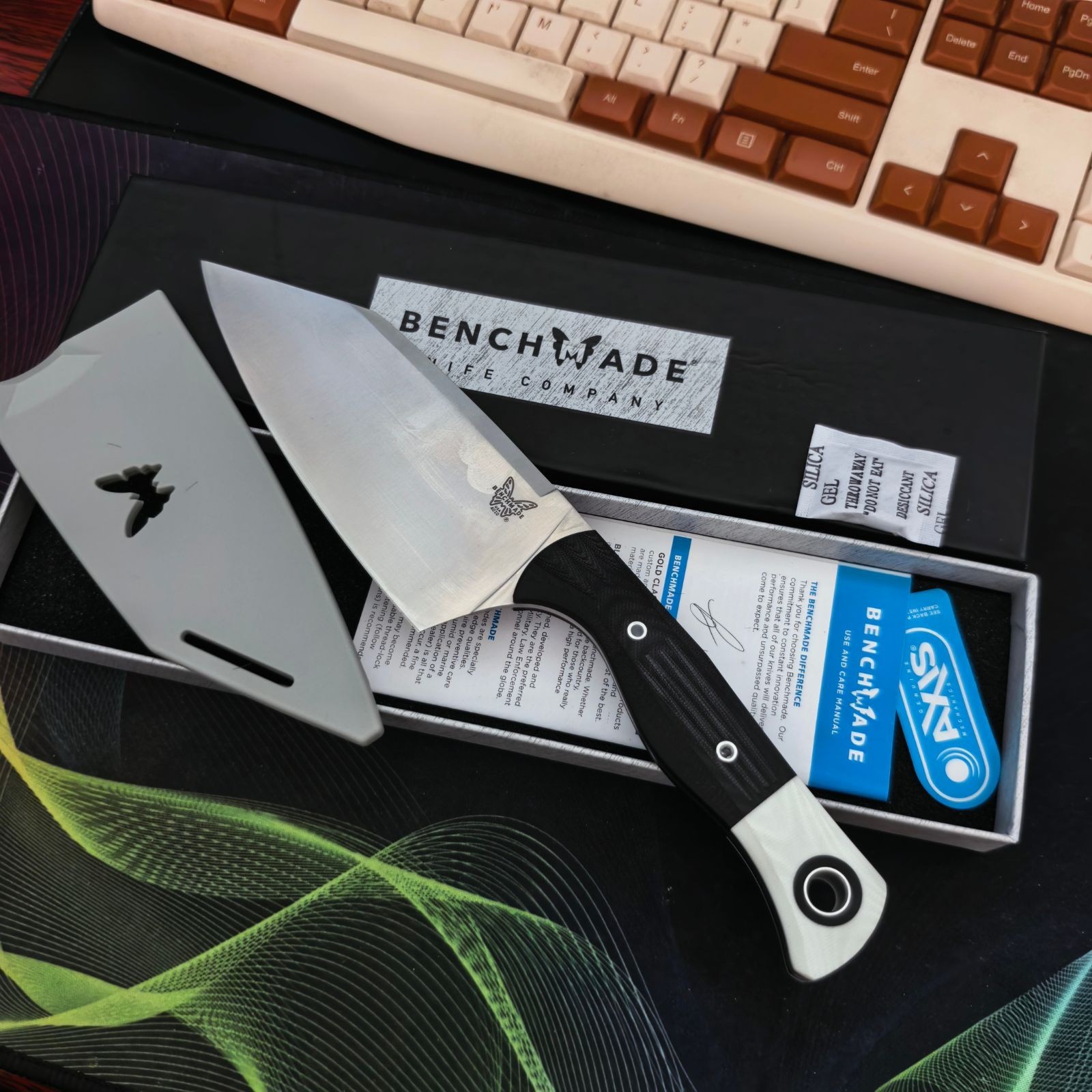 Benchmade 4010BK Station Knife Black White G10 Stainless Chef Knife w/ Sheath