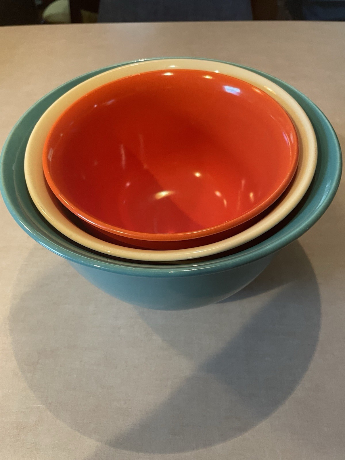 Vernon Kilns \'Early California Vernonware\' Mixing Bowl Set of 3 - Very Nice Vernon Kilns \'Early California Vernonware\' Mixing Bowl Set of 3 - Very Nice