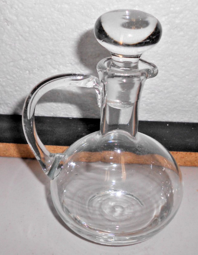 Vintage Glass 6” Cruet with Stopper Dispenser Pourer Server Oil 0r Vinegar Vintage Glass 6” Cruet with Stopper Dispenser Pourer Server Oil 0r Vinegar