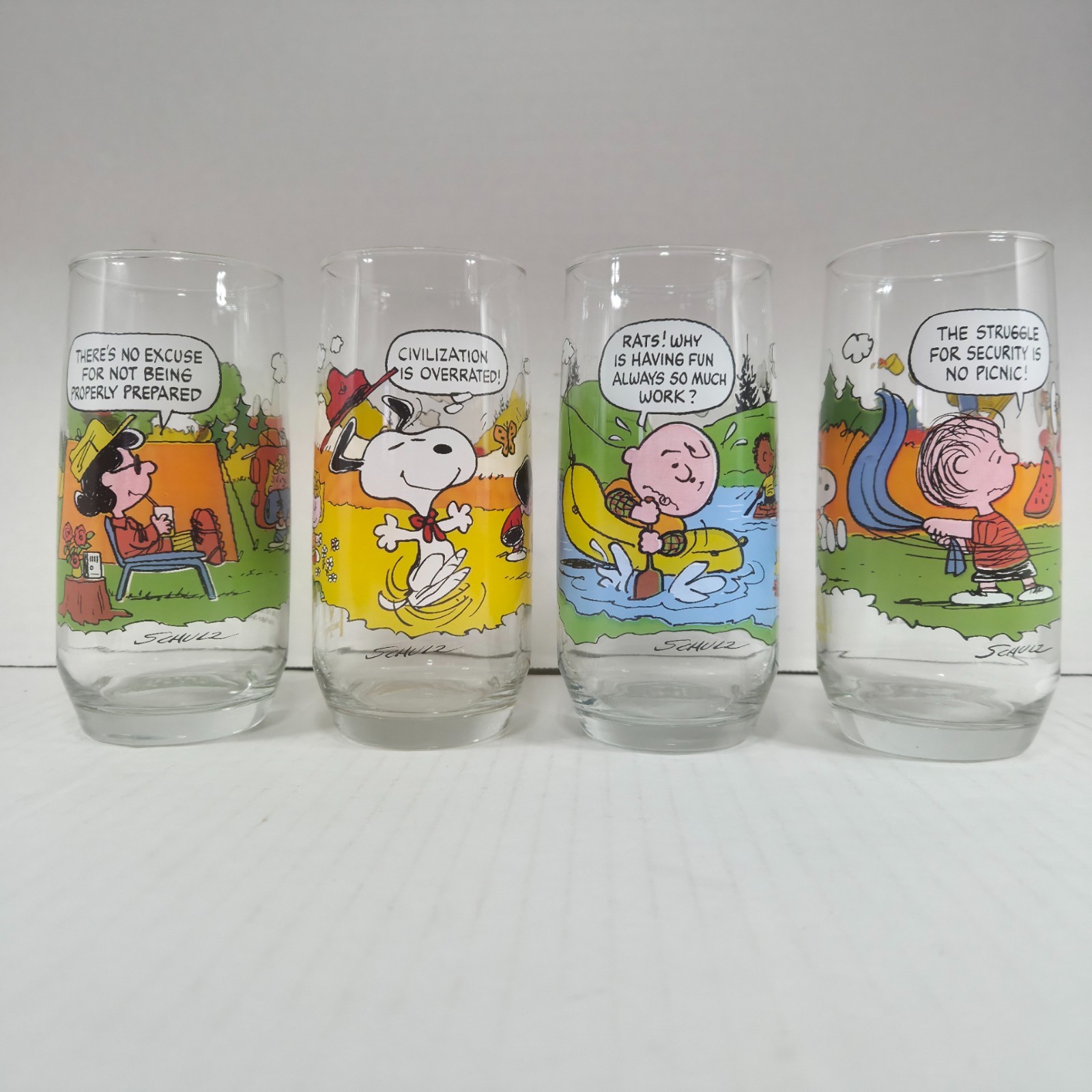 McDonald\'s Vintage 1983 Camp Snoopy Glasses Set 4 Peanuts Charlie Brown Schulz