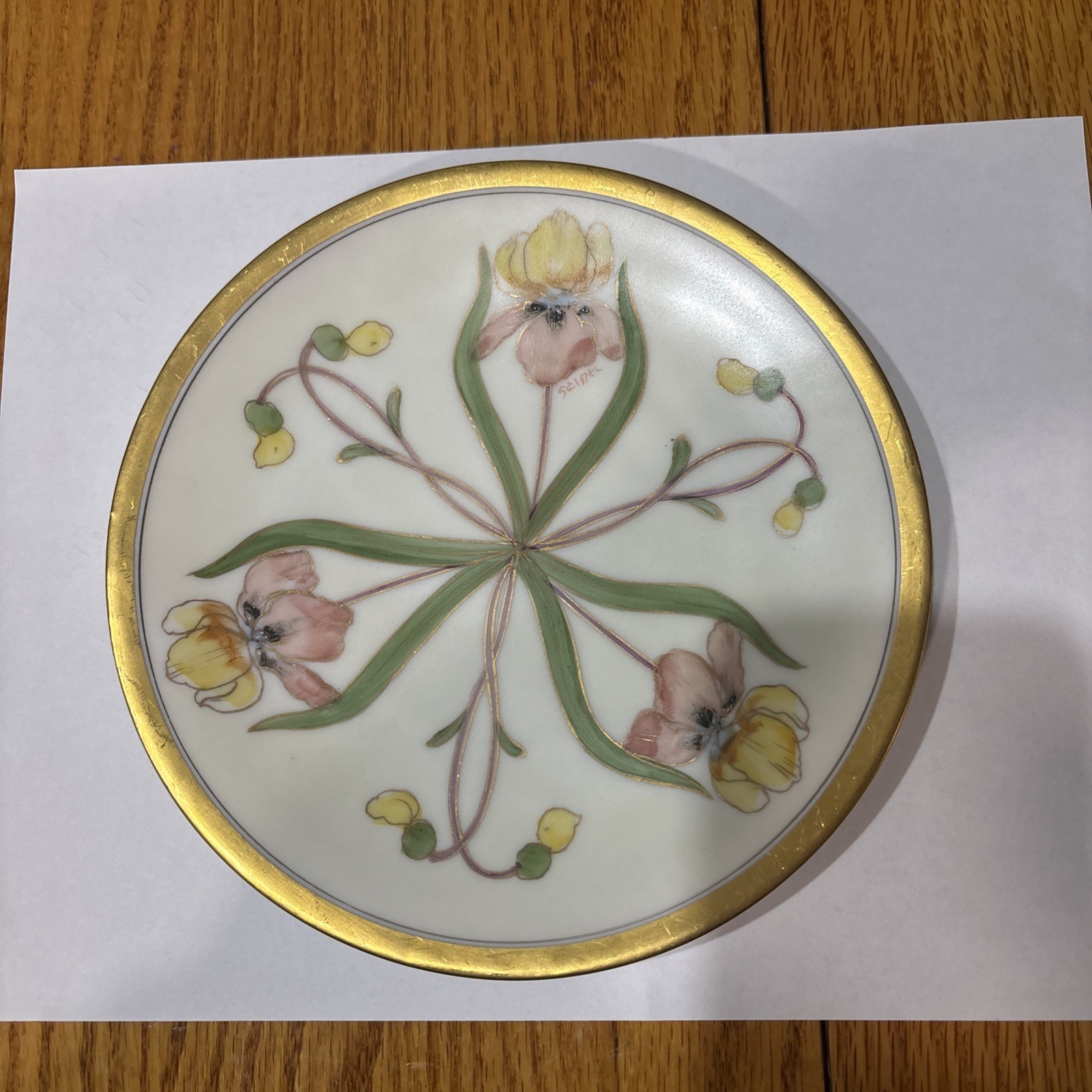 Antique Favorite Bavaria Hand Painted Plate Signed Seidel Art Nouveau Iris 7.5\