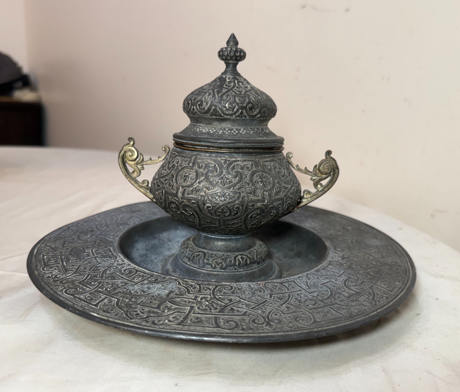 Large Antique ornate 19th century Victorian Metal bronze desk inkwell stand jar