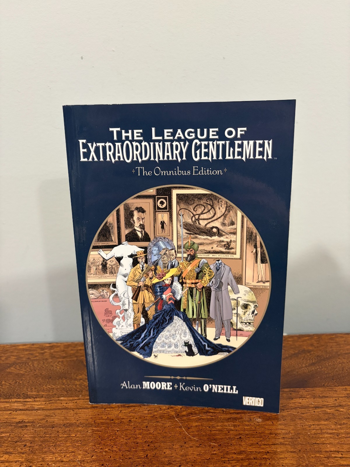 The League of Extraordinary Gentlemen - The Omnibus Edition