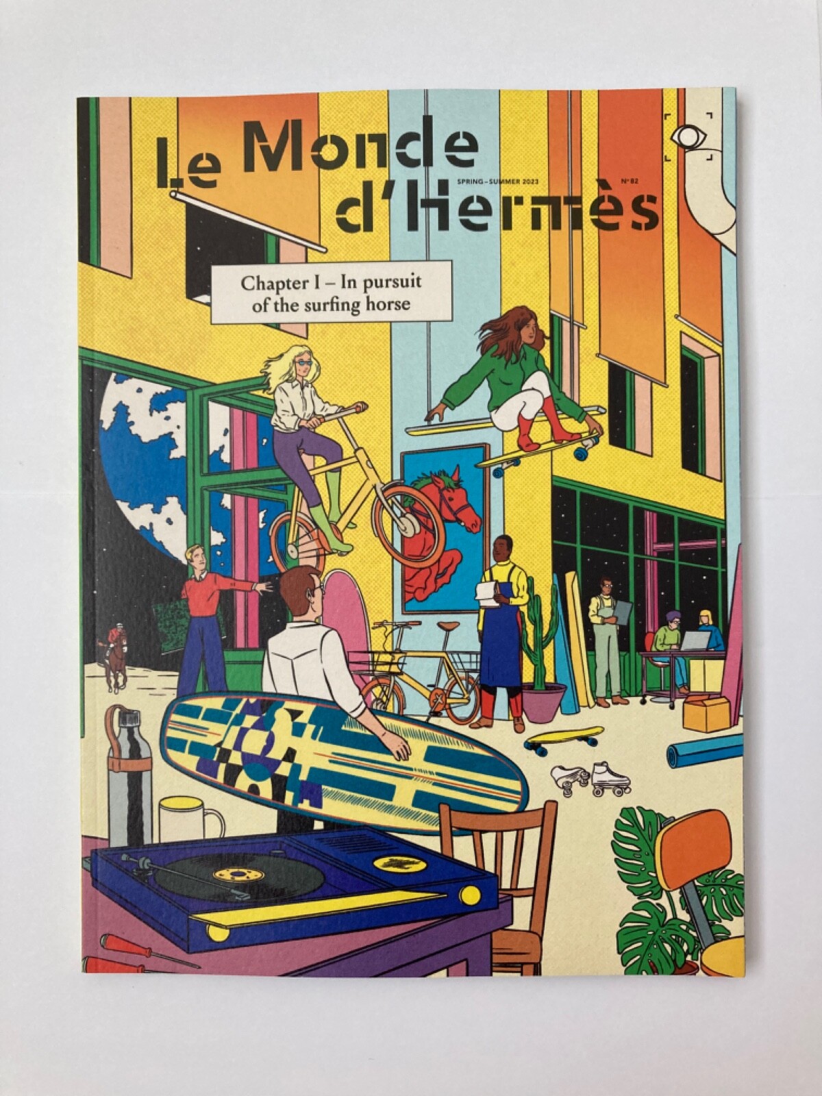 HERMES Le Monde Spring Summer 2023 Catalog Book Magazine No 82 New