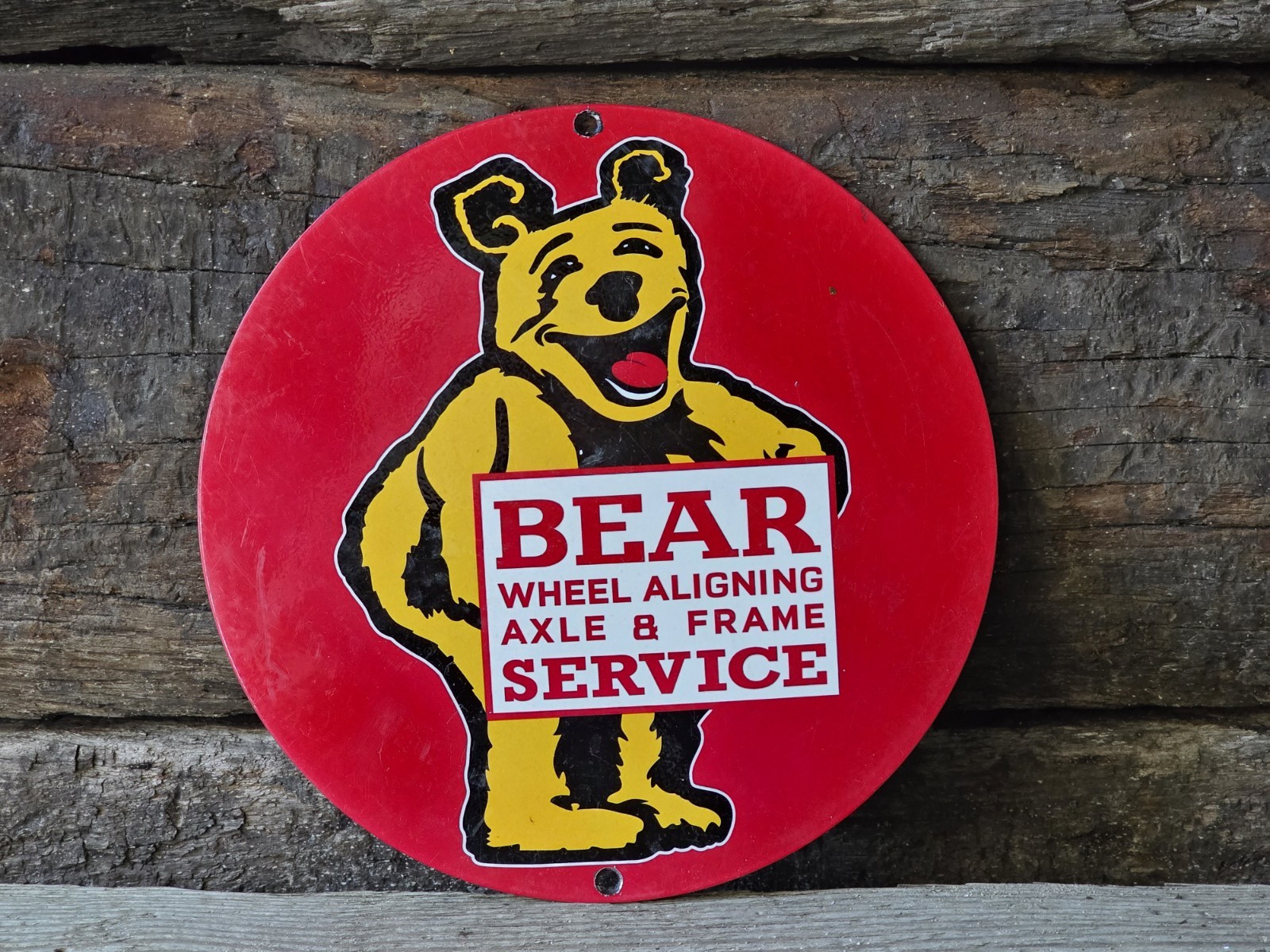 VINTAGE BEAR WHEEL ALIGNMENT AXLE AND FRAME SERVICE PORCELAIN SIGN 8\ VINTAGE BEAR WHEEL ALIGNMENT AXLE AND FRAME SERVICE PORCELAIN SIGN 8\