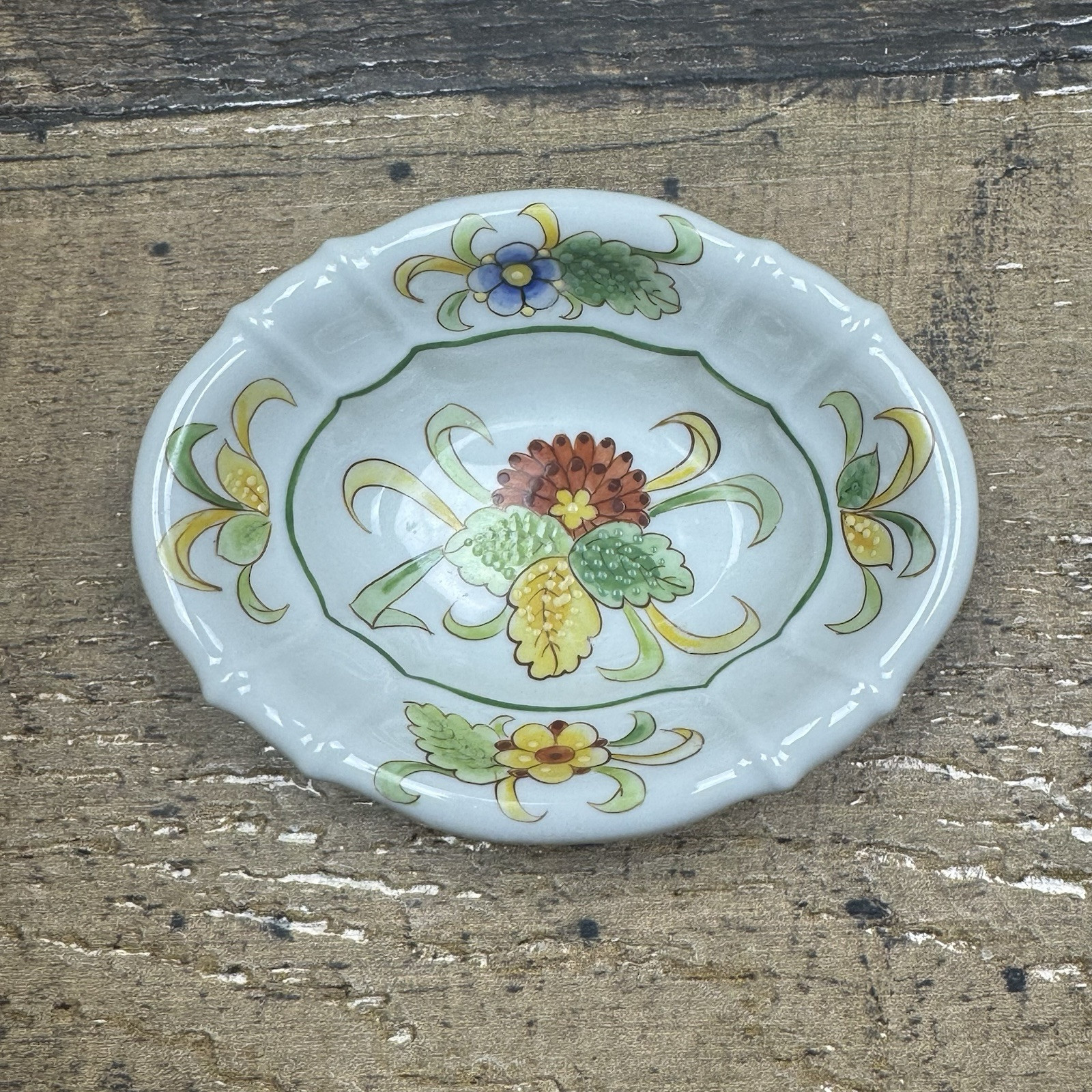 Vintage Sherle Wagner Hand Painted Scalloped Ceramic Soap Dish Cottagecore