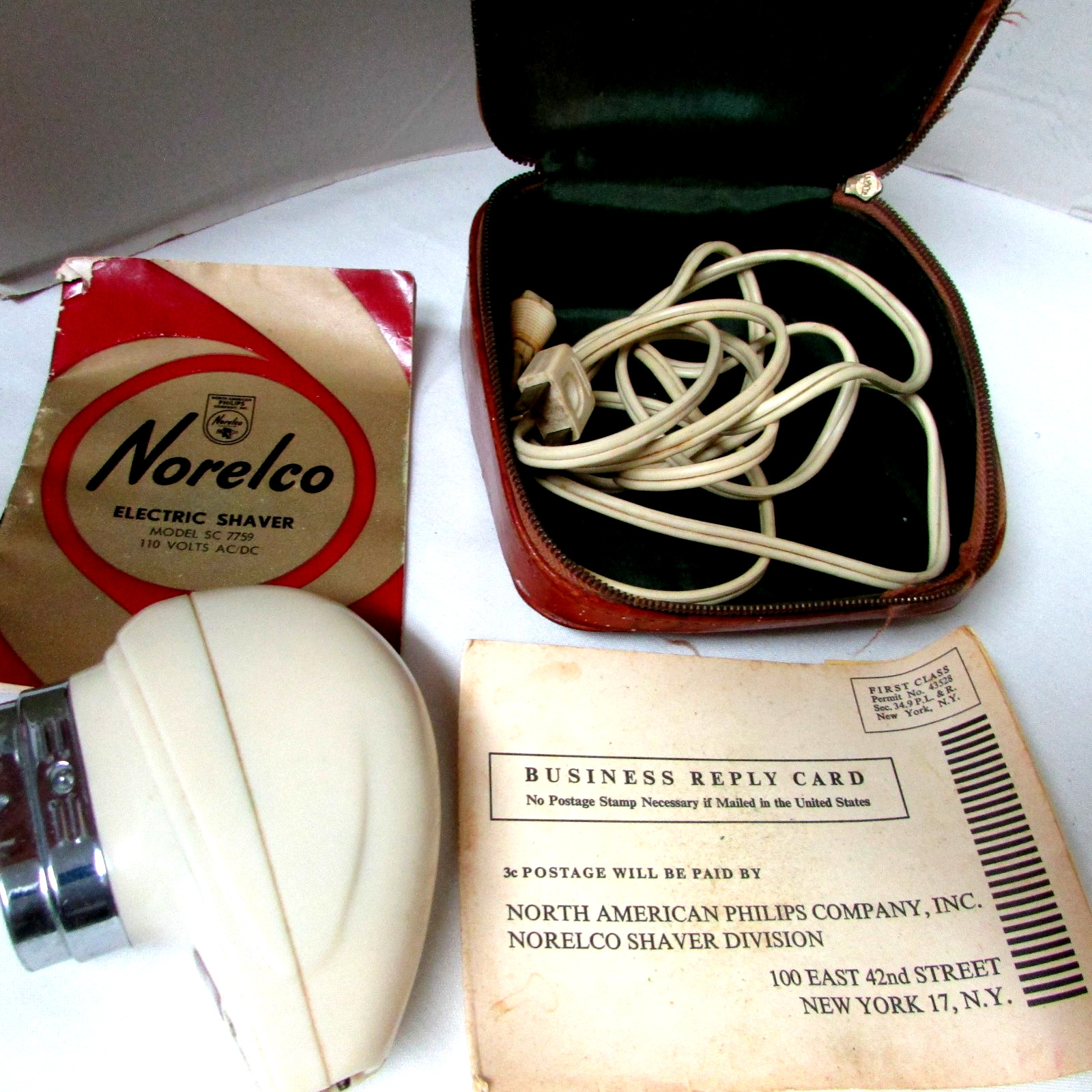 Vintage Norelco Electric Speedshaver Twin Head 1954-56 Leather Zip Case Papers