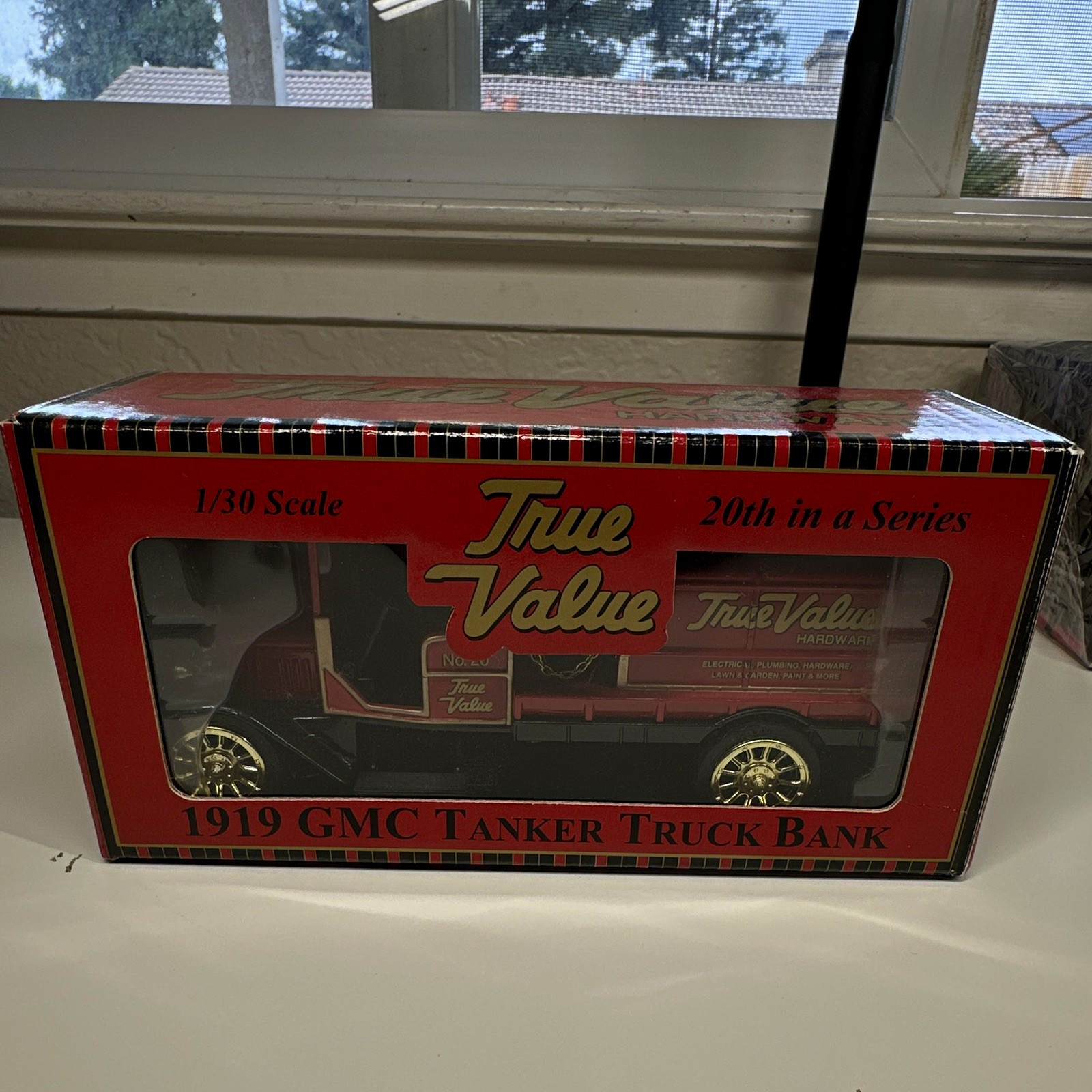 Ertl Collectibles 1919 GMC Tanker Truck Bank Diecast Metal 1/30 Scale
