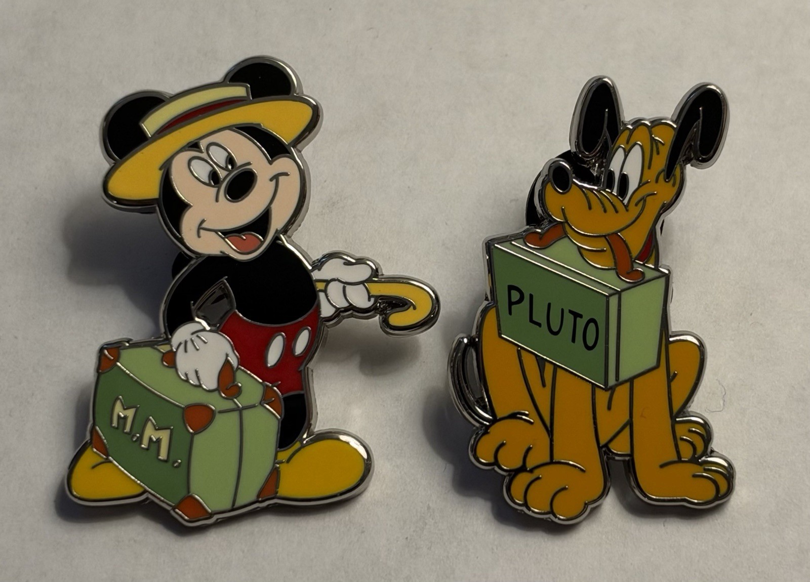 Disney - Dapper Mickey and Pluto Vacation Set - Mr Mouse Takes Trip - 2 Pin Set