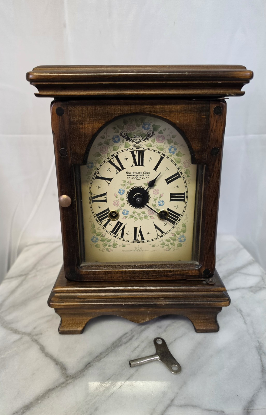 Vintage New England Clock Farmington Ct Franz Hermle 1974 Mechanical 