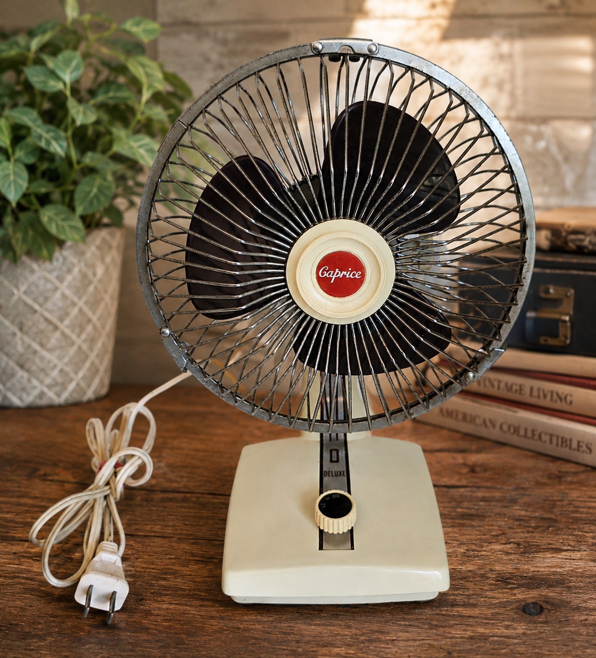 Vintage Metal Desk Table Fan 11
