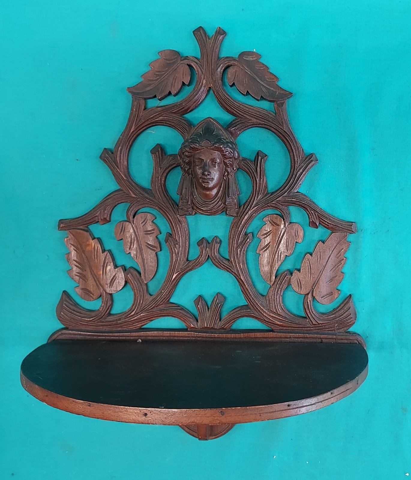 Late Victorian Gothic Pierced Fretwork Wall Bracket Shelf c.1900 With Godess