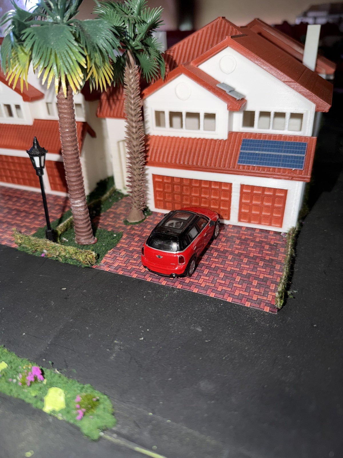 Kyosho 1/64 BMW & MINI Countryman crossover