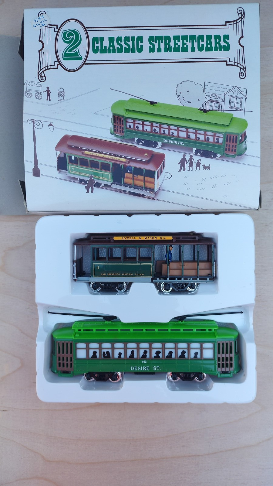 NIB 2 HO-Scale Classic Streetcars Desire St.Cable Car and Powell & Mason Readers
