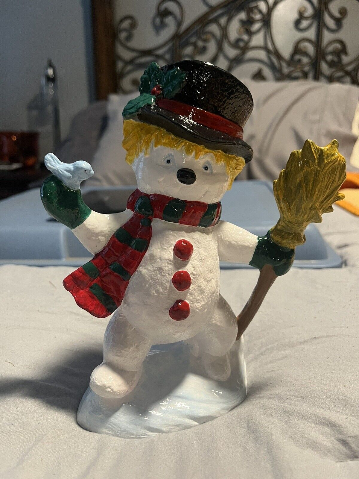 Vintage Ceramic 👀hand Painted Snowman 