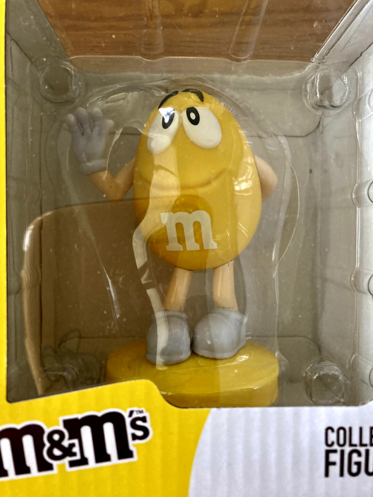 m&m\'s Yellow Character Collectible Figurine Statue New w/ Tag