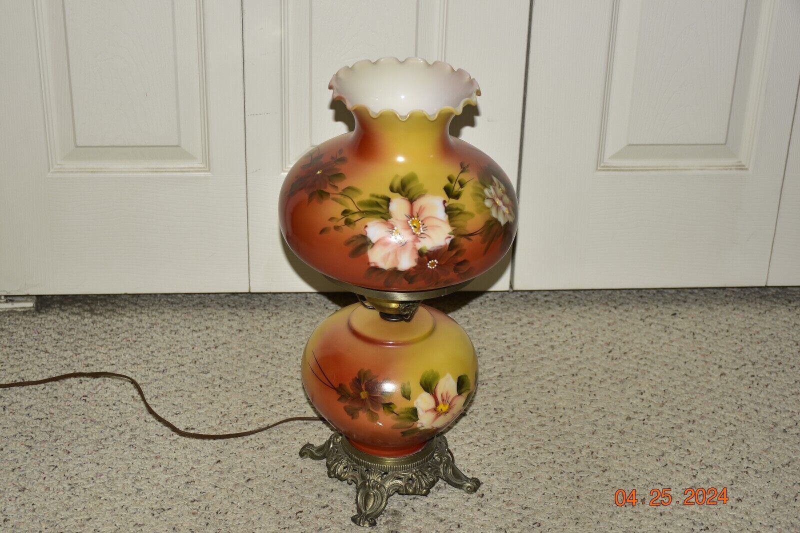 Vintage GWTW Floral Hurricane Lamp Handpainted