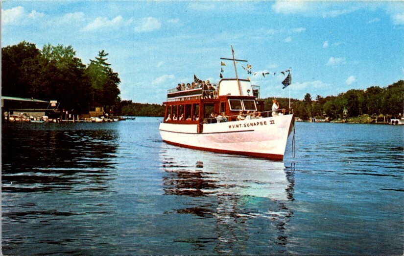 Postcard The Mt. Sunapee II Excursion Boat on Lake Sunapee New Hampshire NH 2336