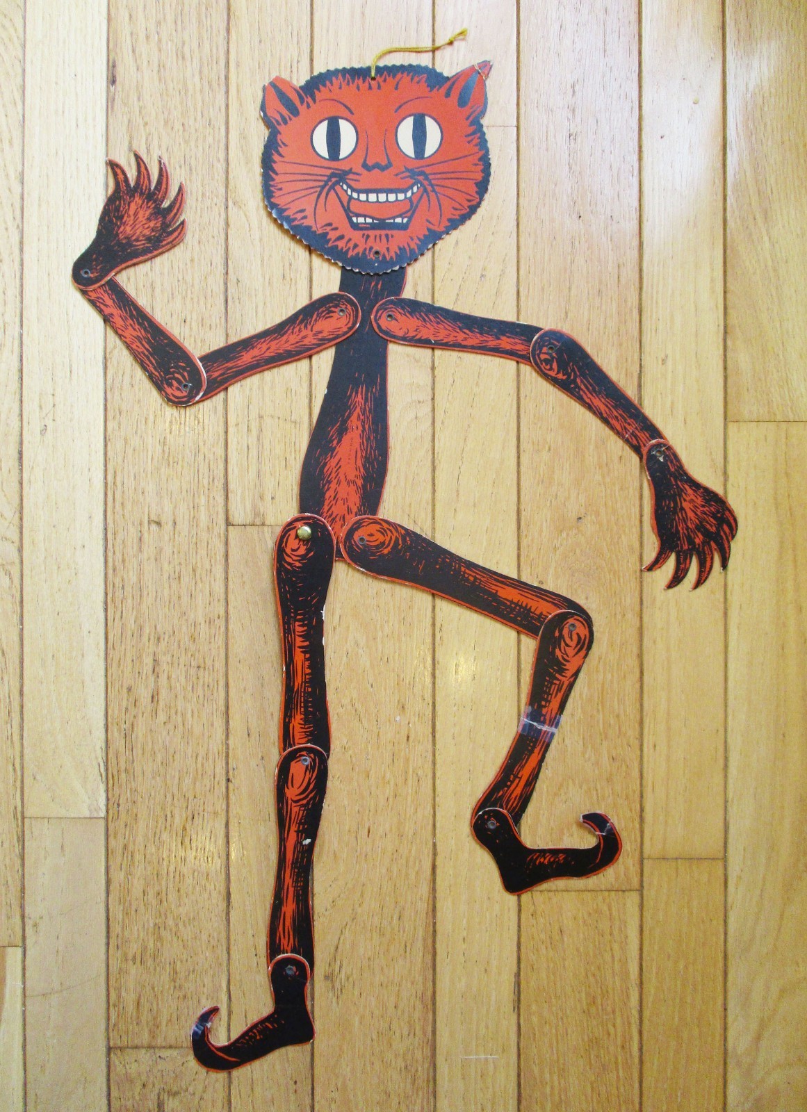 Vintage Halloween Jointed Diecut Smiling Skairo Cat/Bug Beistle HTF As Found