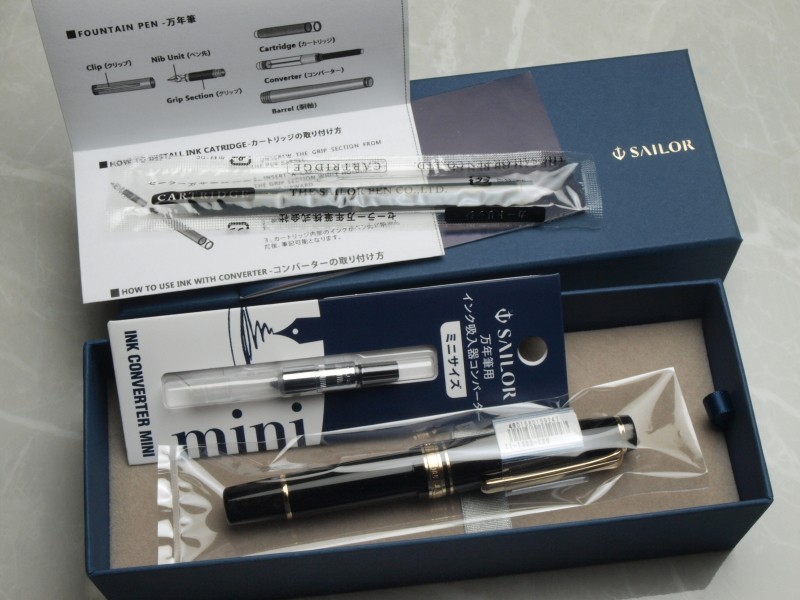 Japanese Sailor Professional Gear Slim Mini Fine-nib 11-1303-220 with Converter
