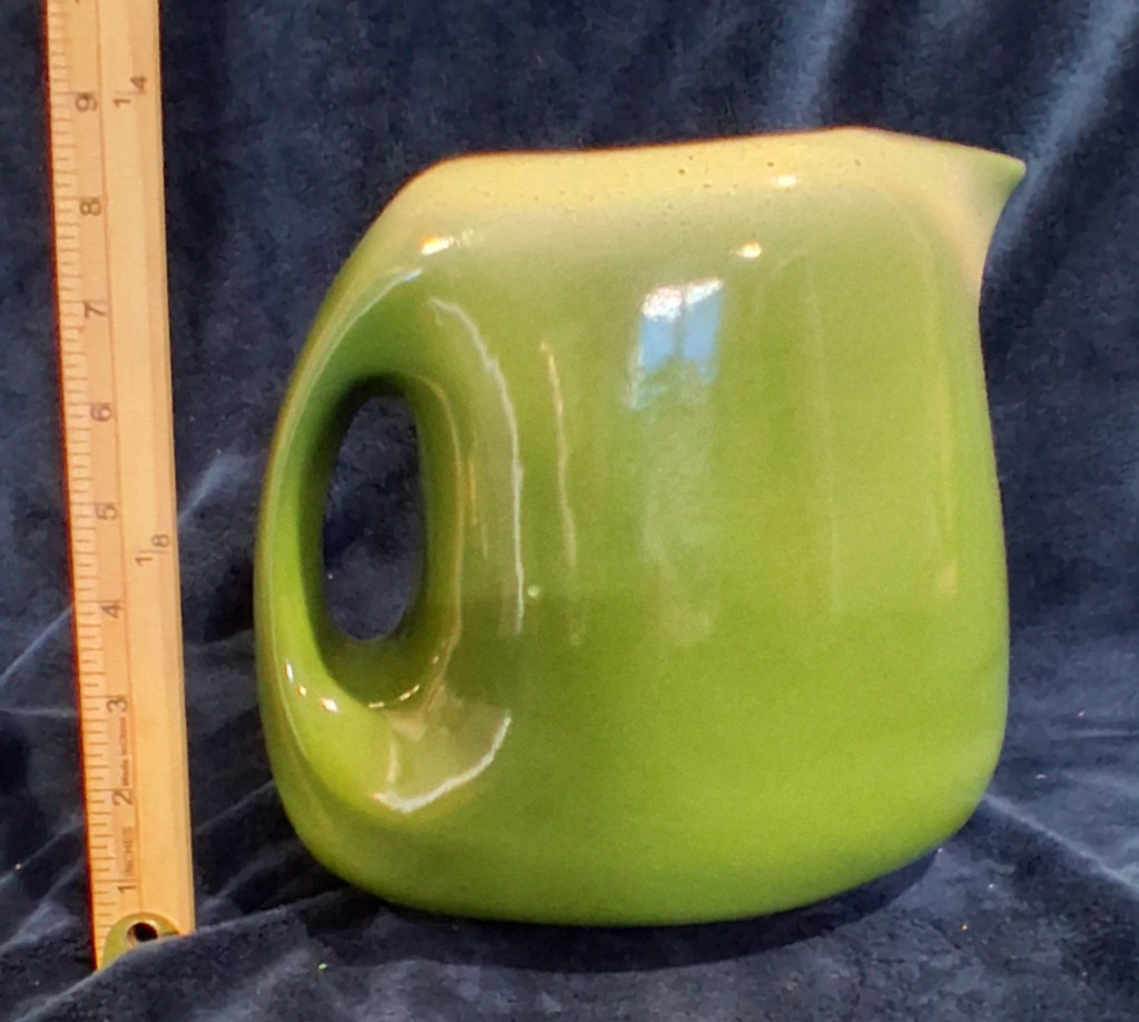 Vtg RARE MCM Tamac Pottery Pitcher Avocado Green Biomorphic Perry