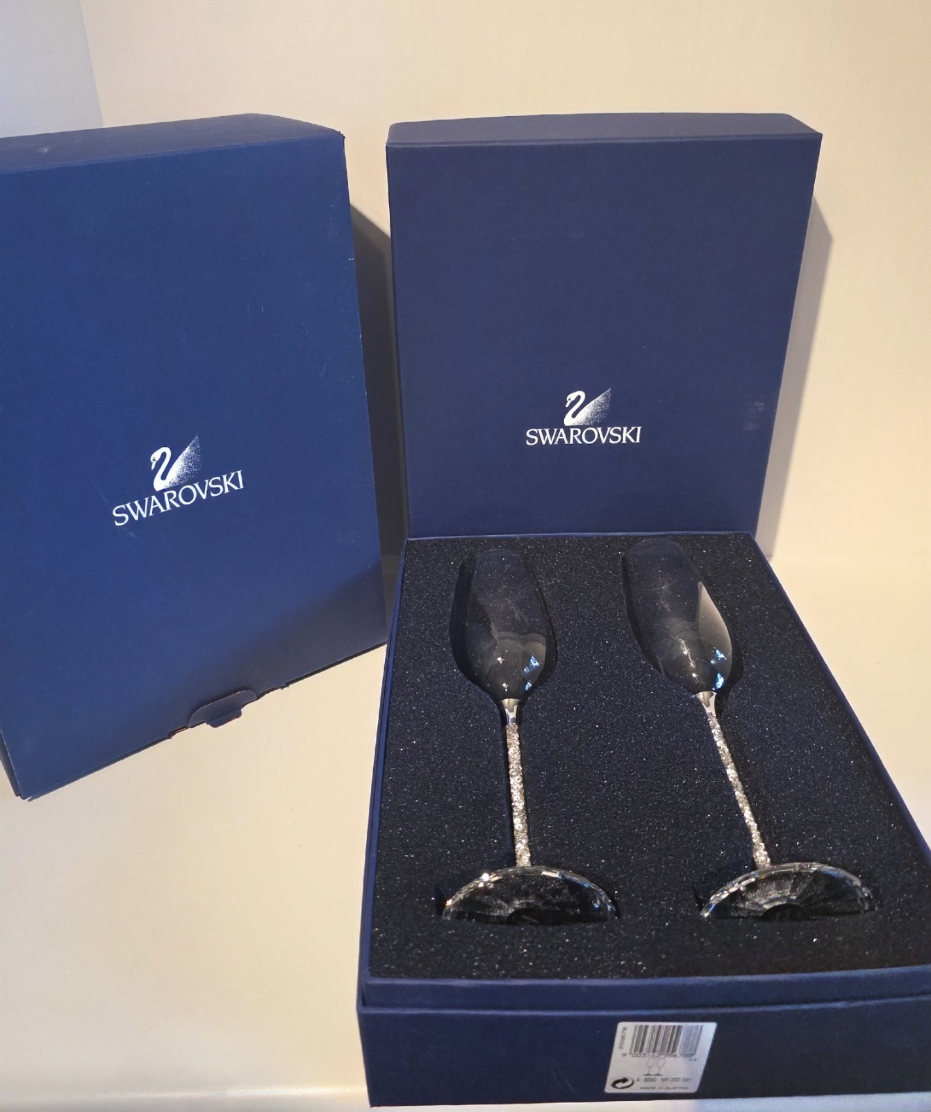 Stunning Swarovski Crystal Champagne Toasting Flutes - 255678 – Set of 2 NIB