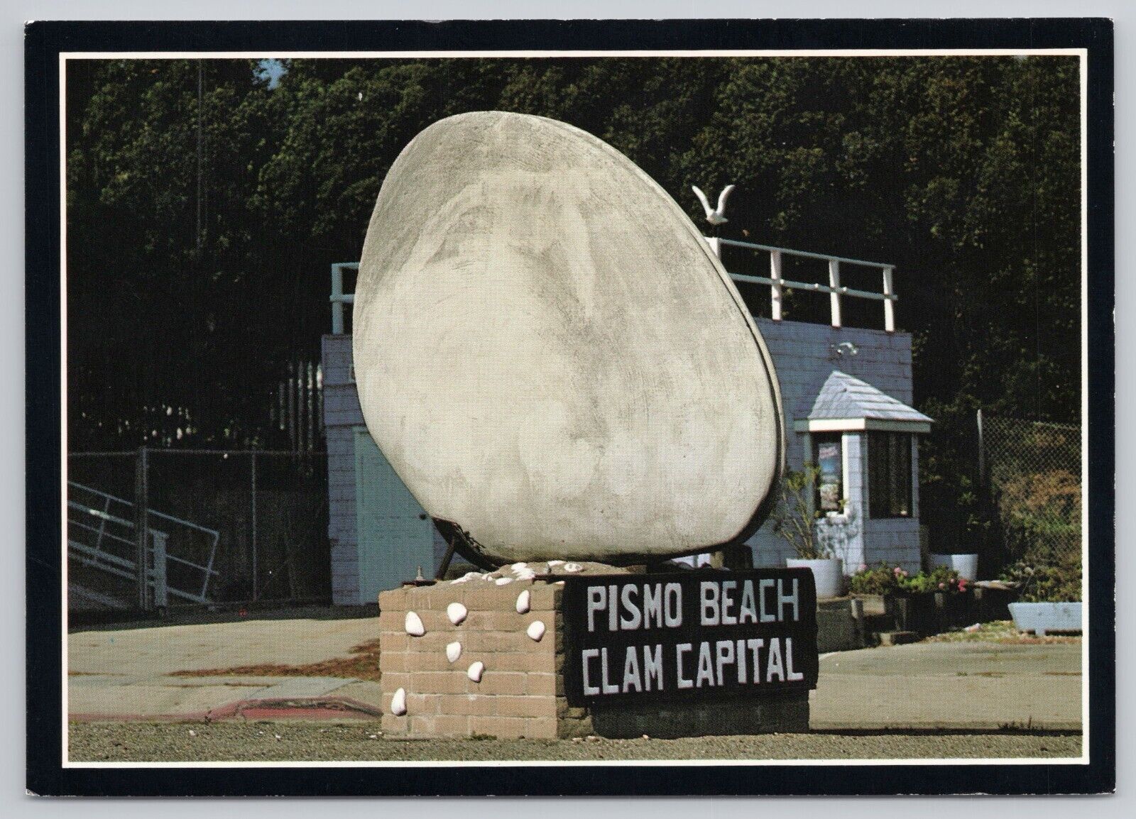 Pismo Beach California, Clam Capital Statue, Vintage Postcard