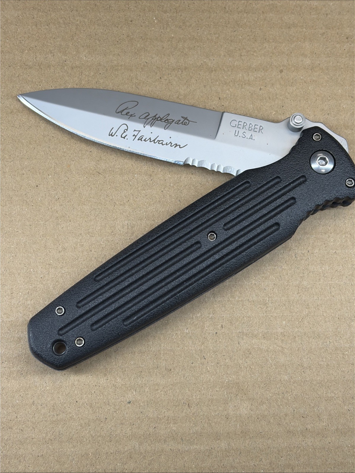 Gerber Applegate-Fairbairn Combat Folder Knife (4.48\