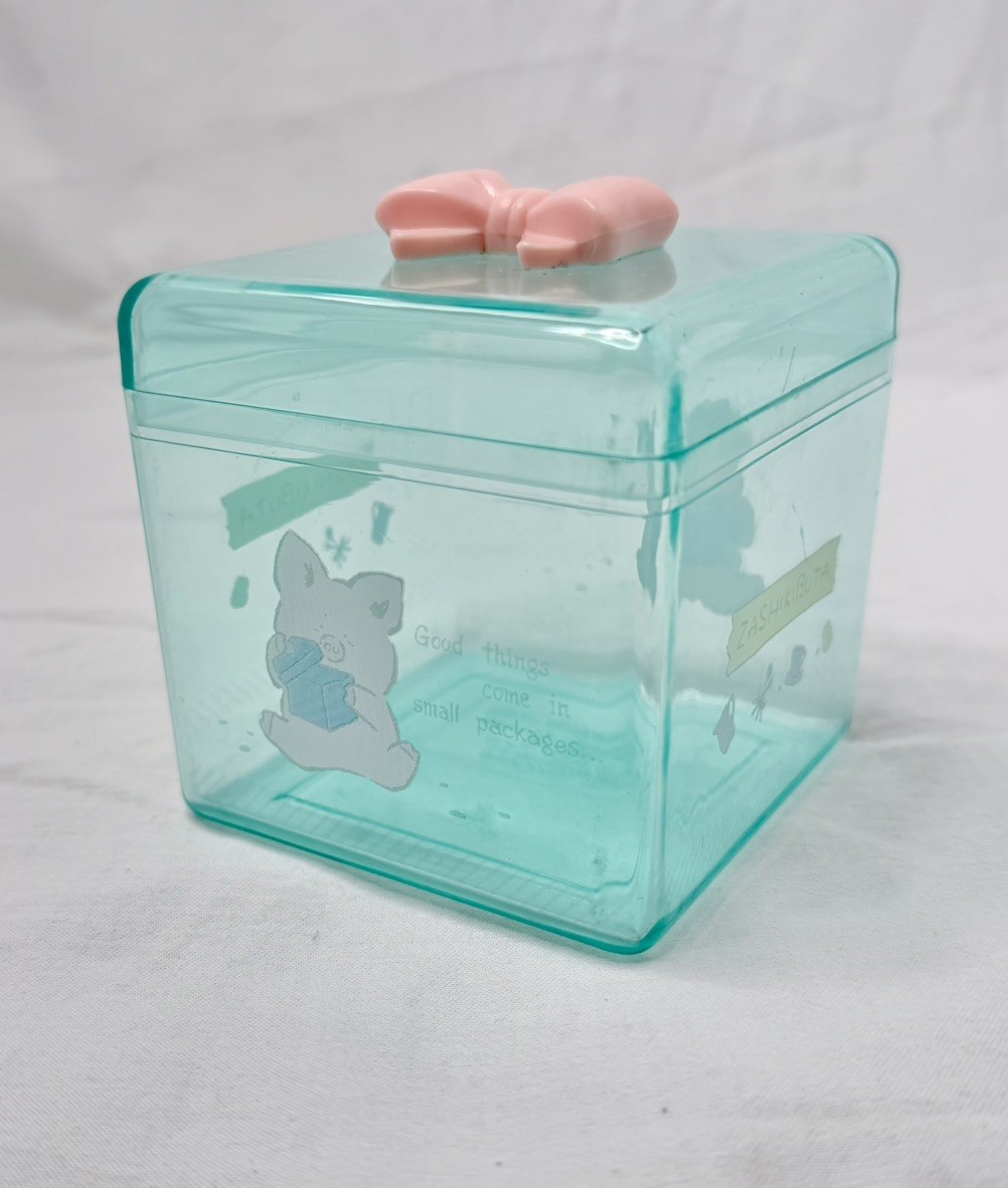 Vtg Sanrio Zashikibuta Plastic Storage Square Cube Container Bow Lid Pig 80s 90s Vtg Sanrio Zashikibuta Plastic Storage Square Cube Container Bow Lid Pig 80s 90s