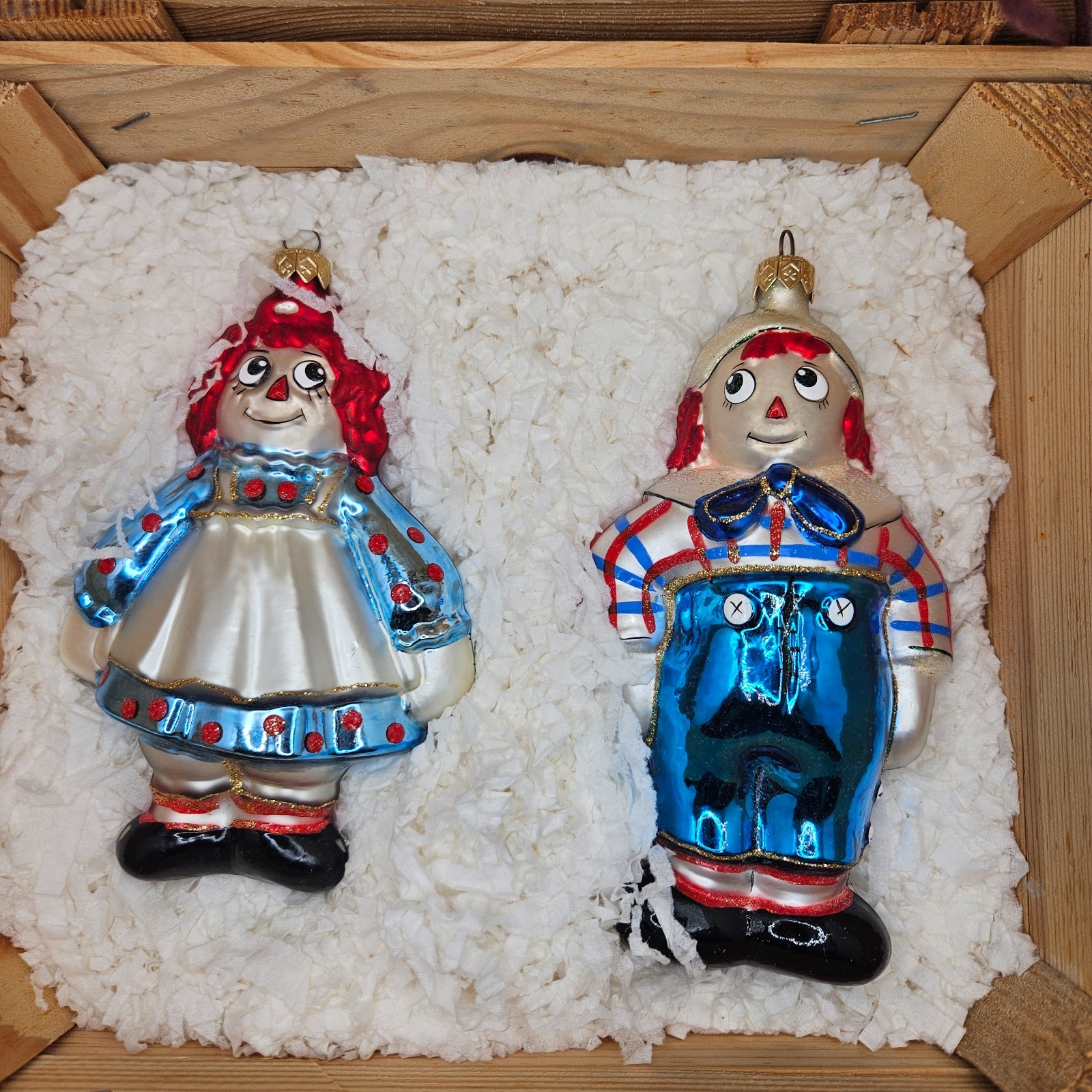 VTG 1997 Kurt Adler Raggedy Ann & Andy Glass Christmas Ornament Set w/ Wood Box