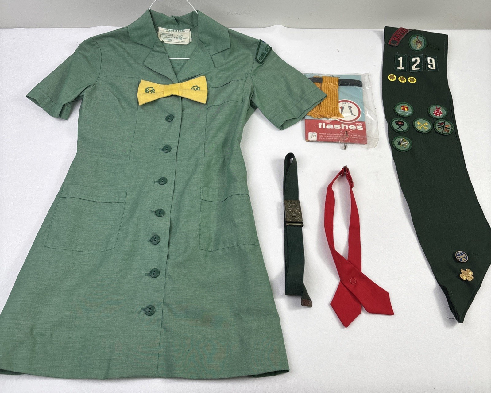 Vintage 1970’s Original Girl Scout Uniform w/ Sash, Badges, Belt & Bow