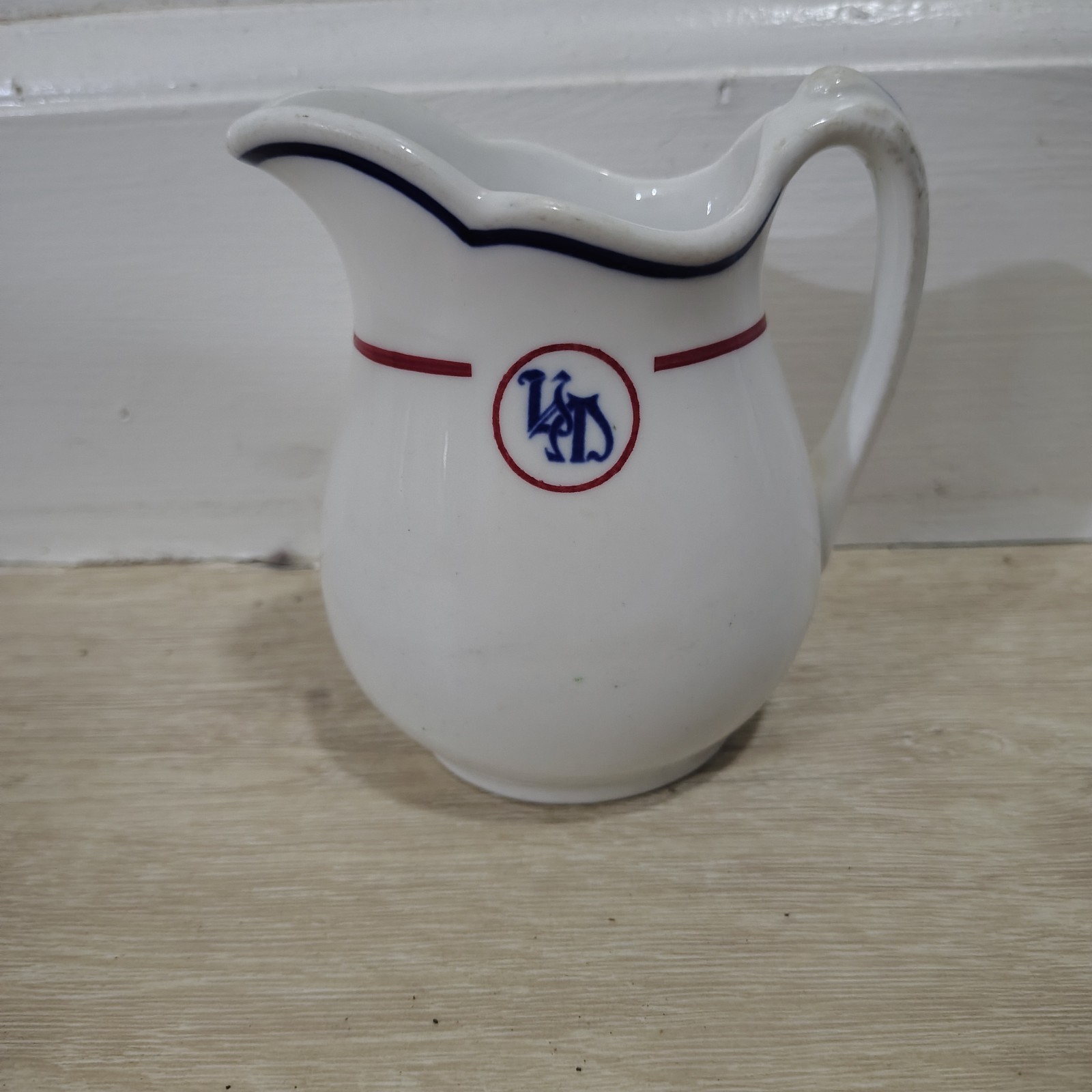 Antique  O.P. CO  SYRACUSE PITCHER U of M RED WHITE and BLUE RESTAURANT WARE
