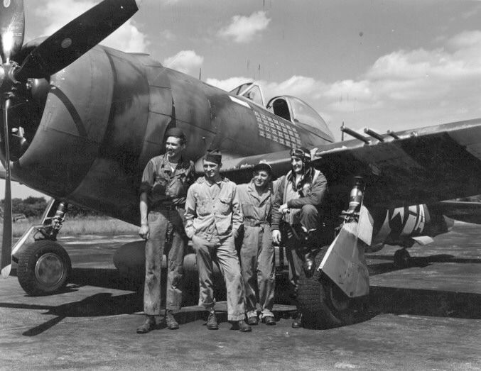 Ace Mjr. Francis Gabby Gabreski and crew P47 Thunderbolt  WWII 4x6 Re-Print 0124