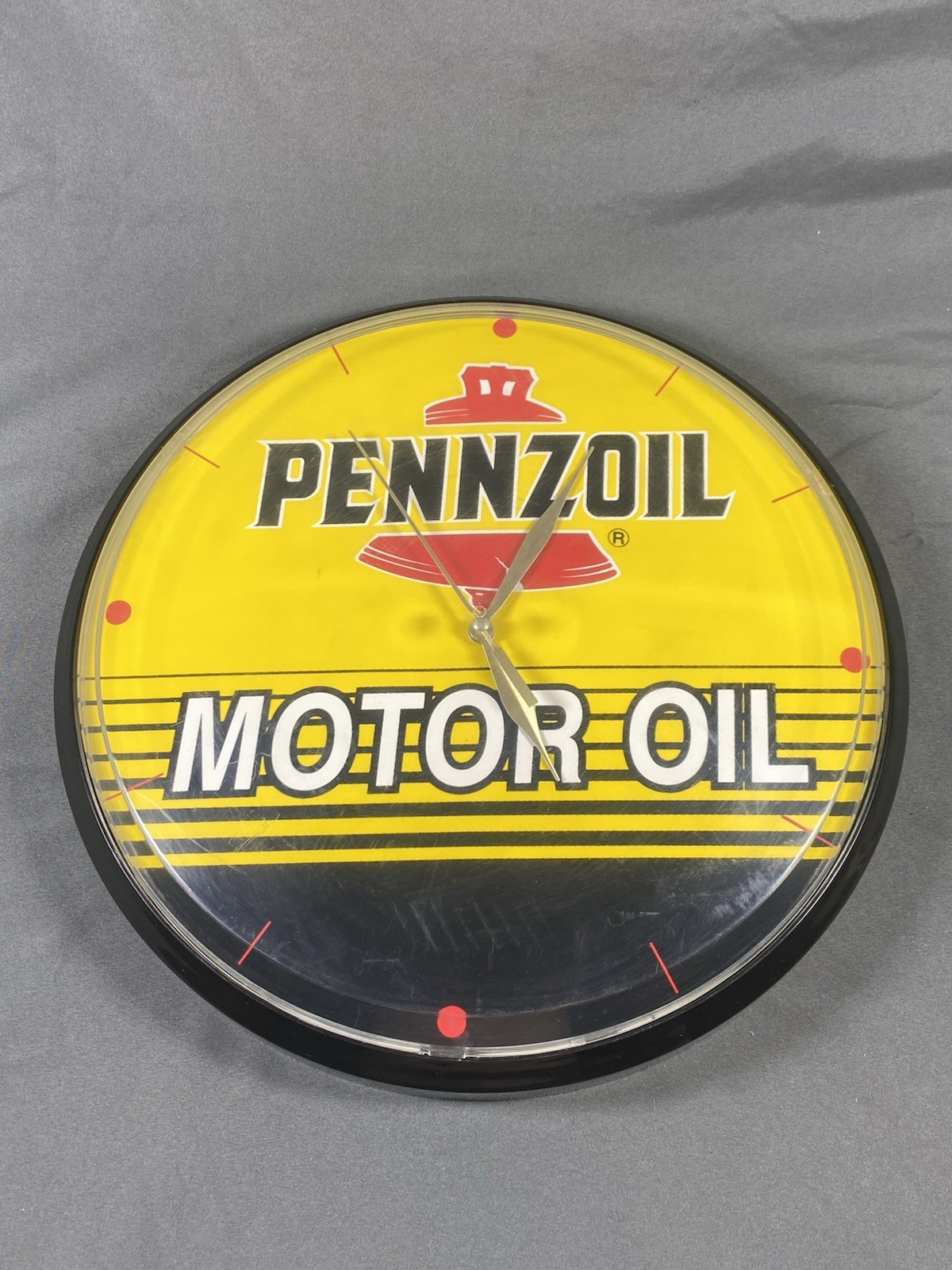 Vintage Pennzoil Motor Oil Advertising Chaney Wall Clock Made In USA 12.5” Vintage Pennzoil Motor Oil Advertising Chaney Wall Clock Made In USA 12.5”