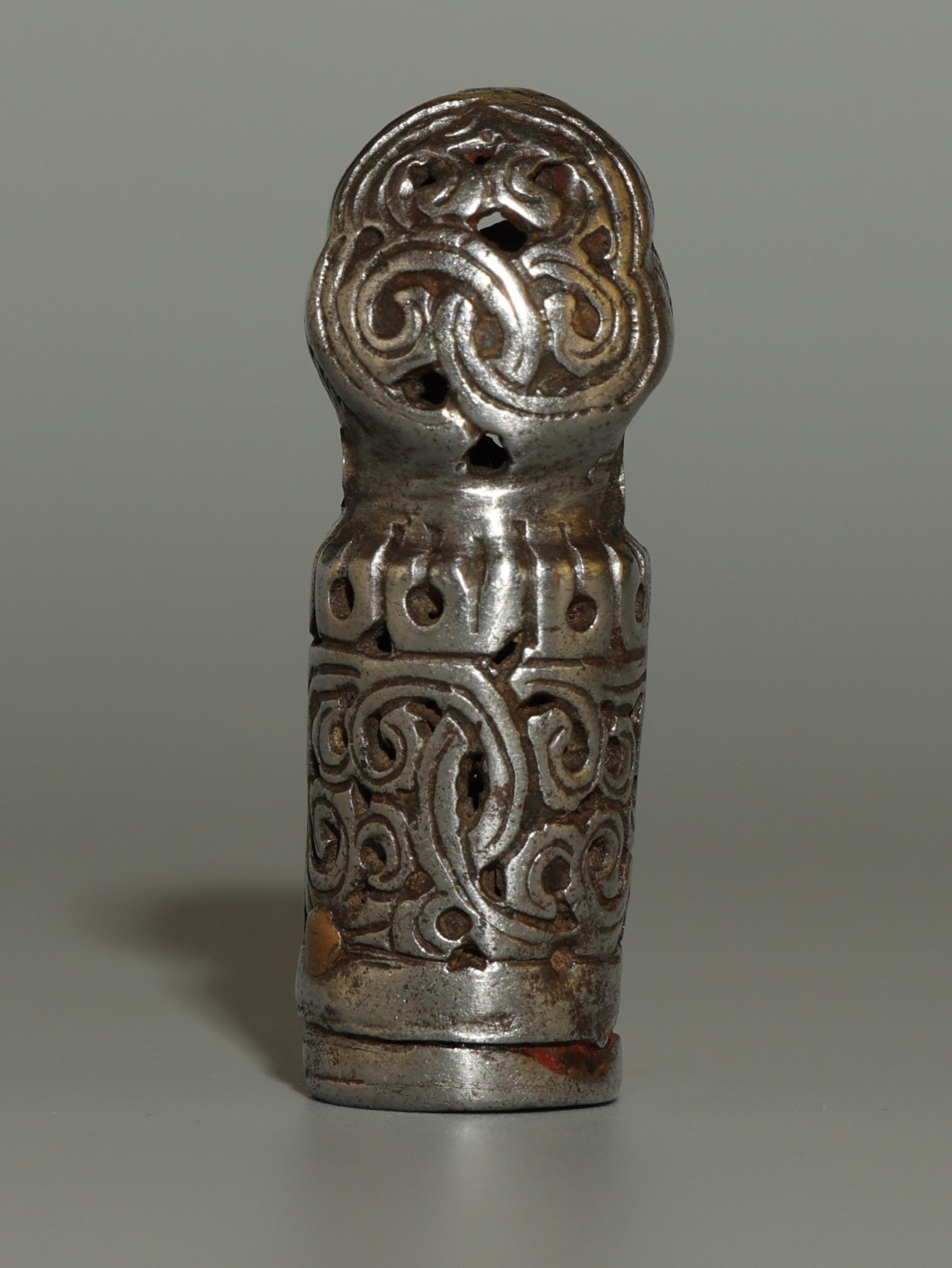 Rare Tibet 1600s Old Openwork Thokcha Seal Syllable Om Moon Sun Symbol Amulet