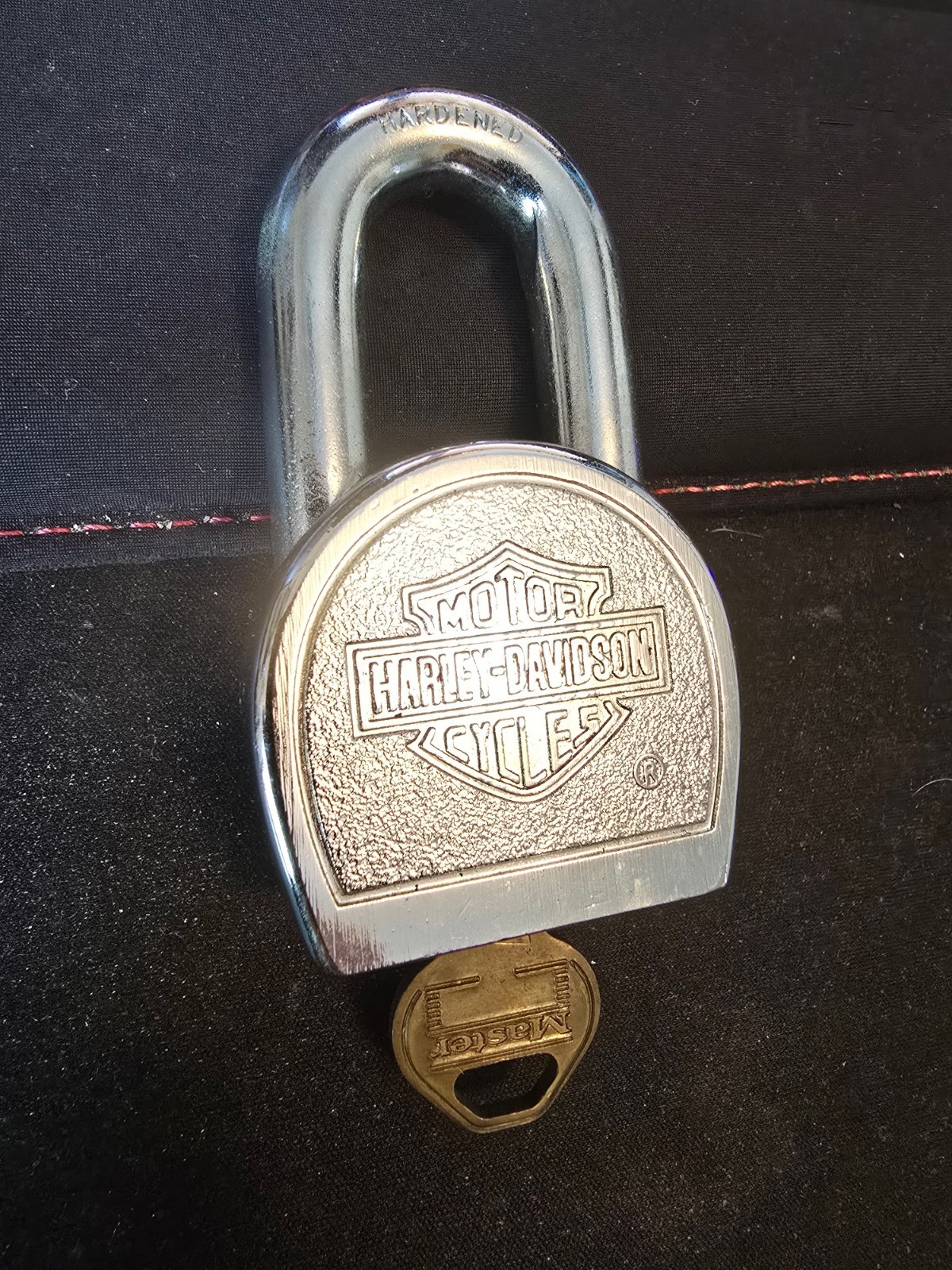 Vintage Harley Davidson Padlock No. 220 Master Lock Co. w/ Case - 1 Key incuded