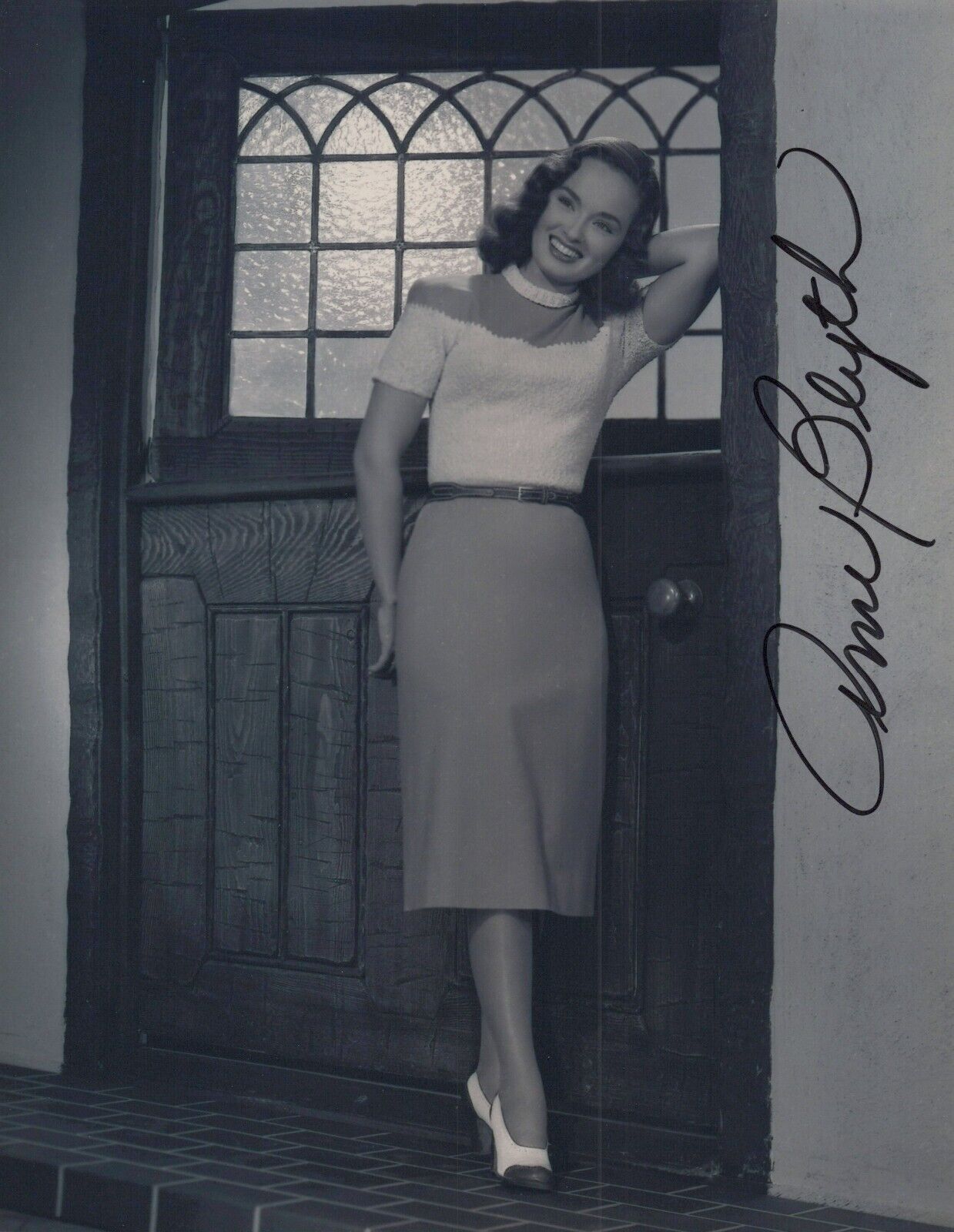 ✏❤ Ann Blyth (COA) Signed Autograph - Stylish Pose Original Vintage Photo K75