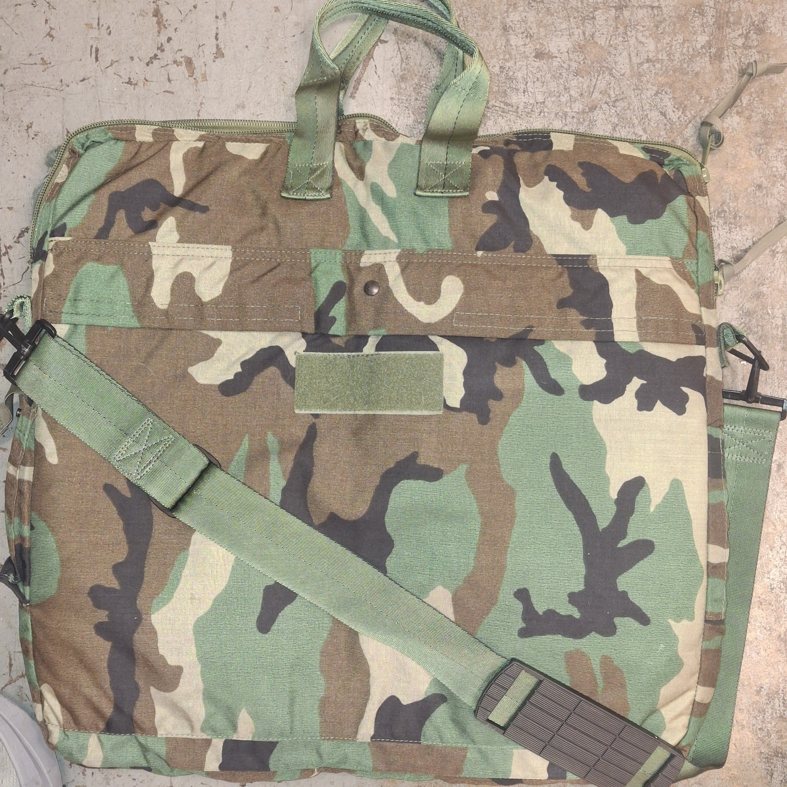 USGI AH-64 Apache Flyer's Helmet Bag Woodland Camo BDU EUC Clean Army Pilot