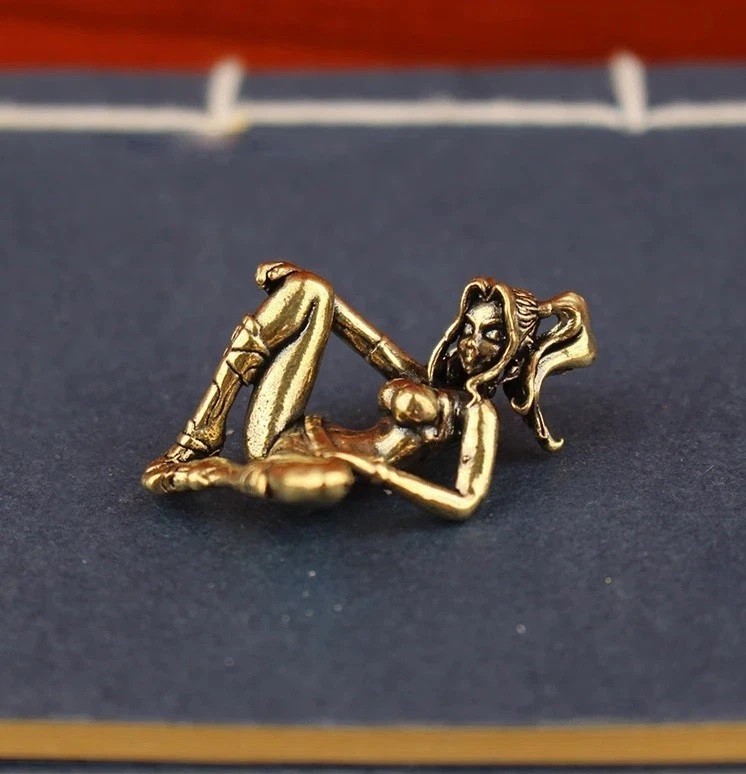 Brass Sexy Girl Woman Animal Figurine Miniature Statue Table Home Decoration Toy