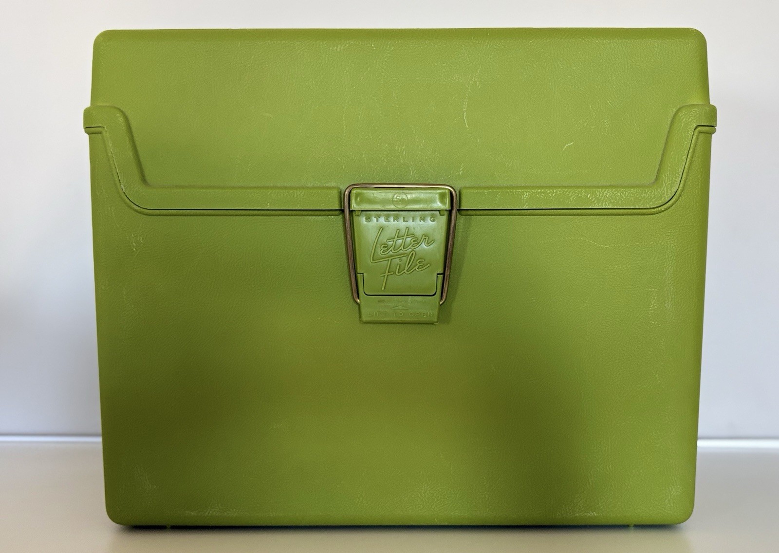 Vintage Sterling Plastics Letter File Box Avocado Green Plastic Portable Tote MC