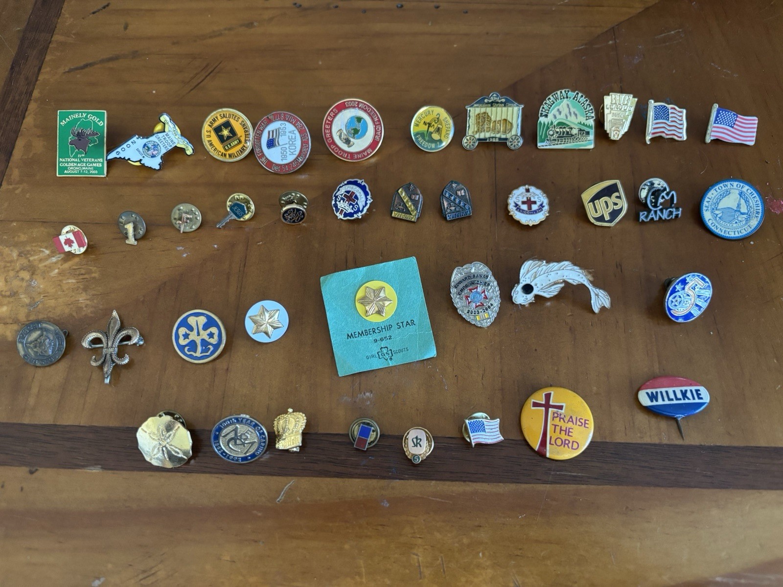 Mixed Lot 32  Vintage Lapel Pins/Tie Tacks