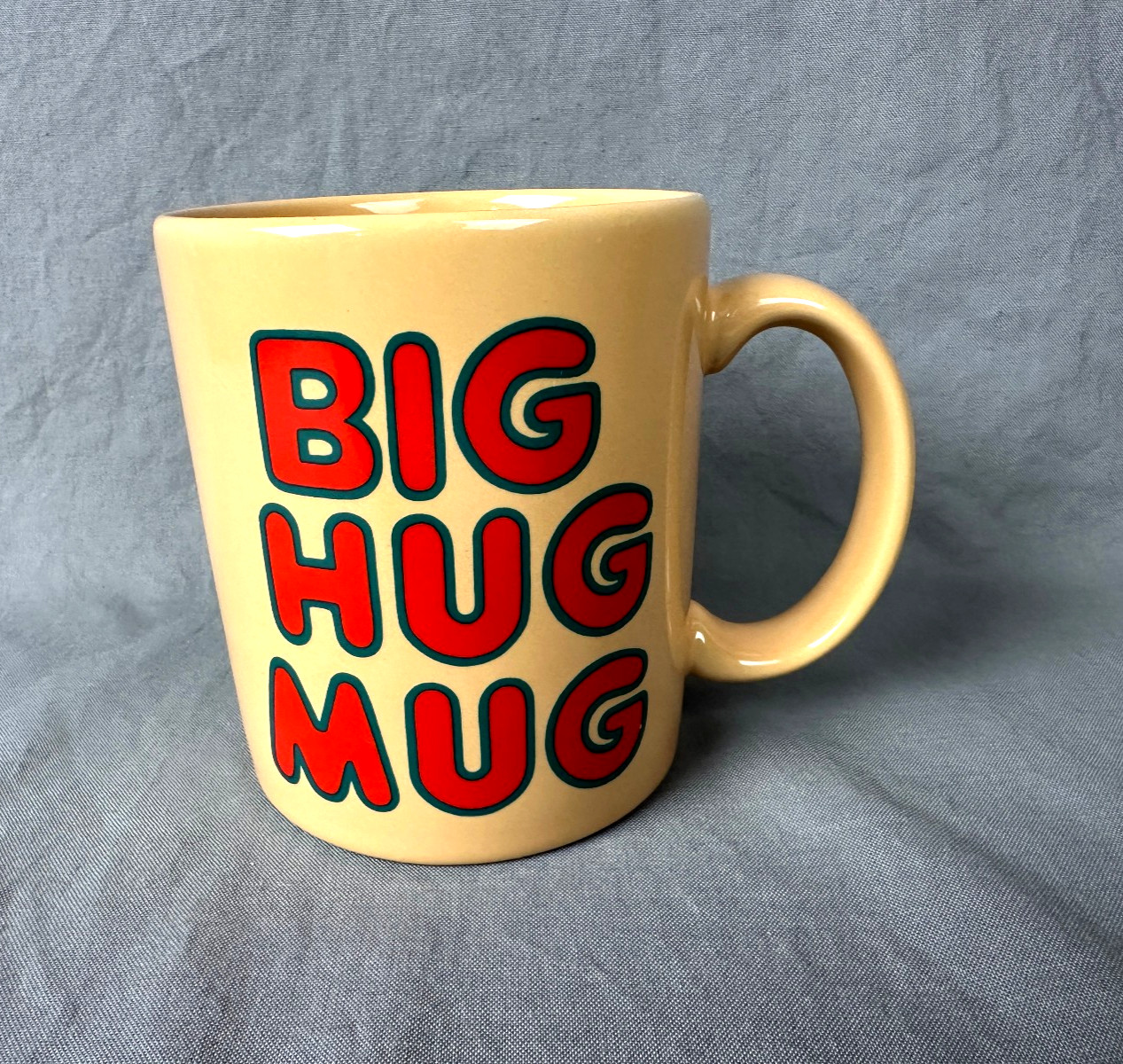 Vintage FTD Big Hug Mug Red Writing on Orange 3 7/8