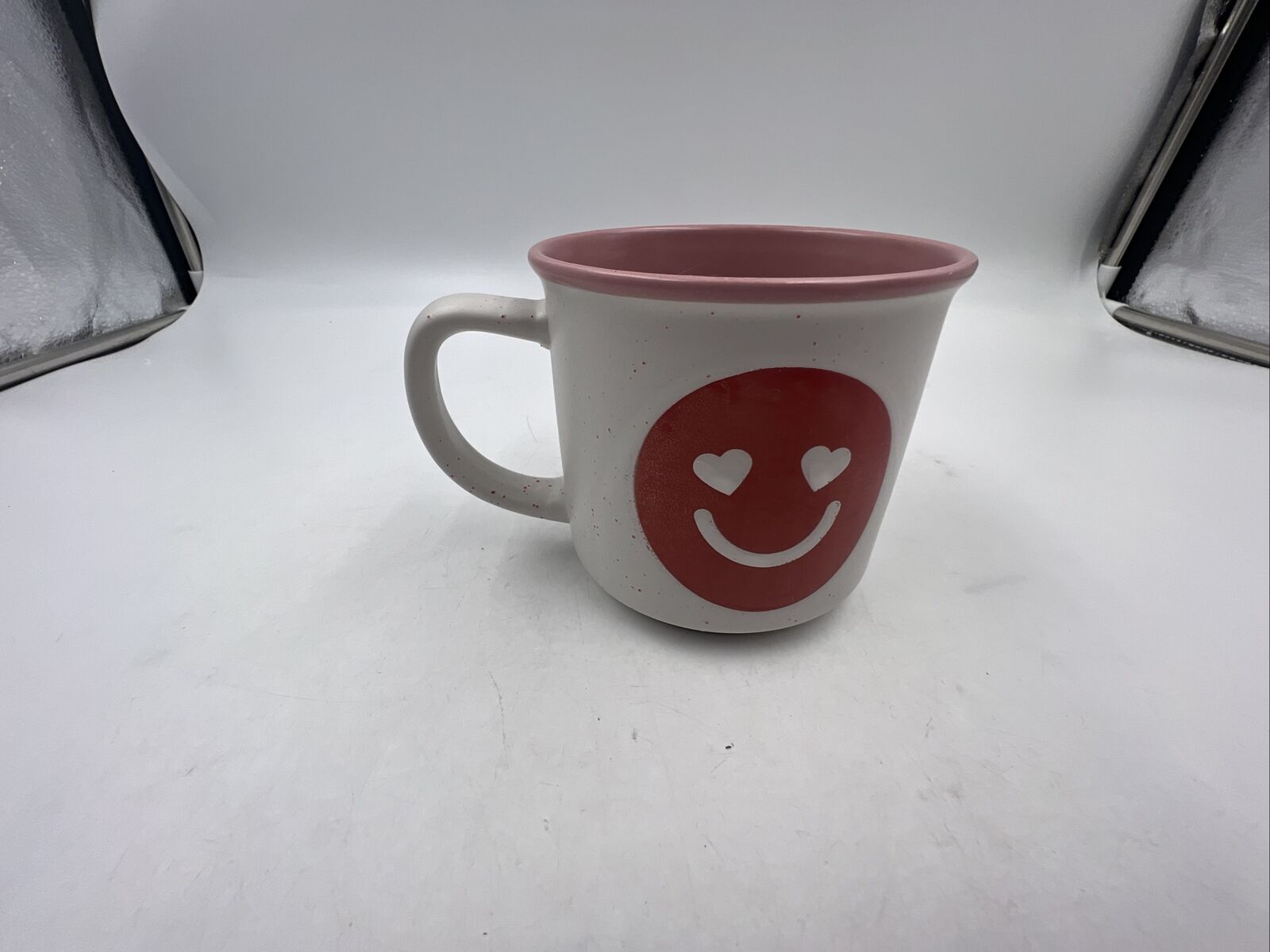Boston Warehouse Ceramic 17oz Smiley Coffee Mug CC01B12004